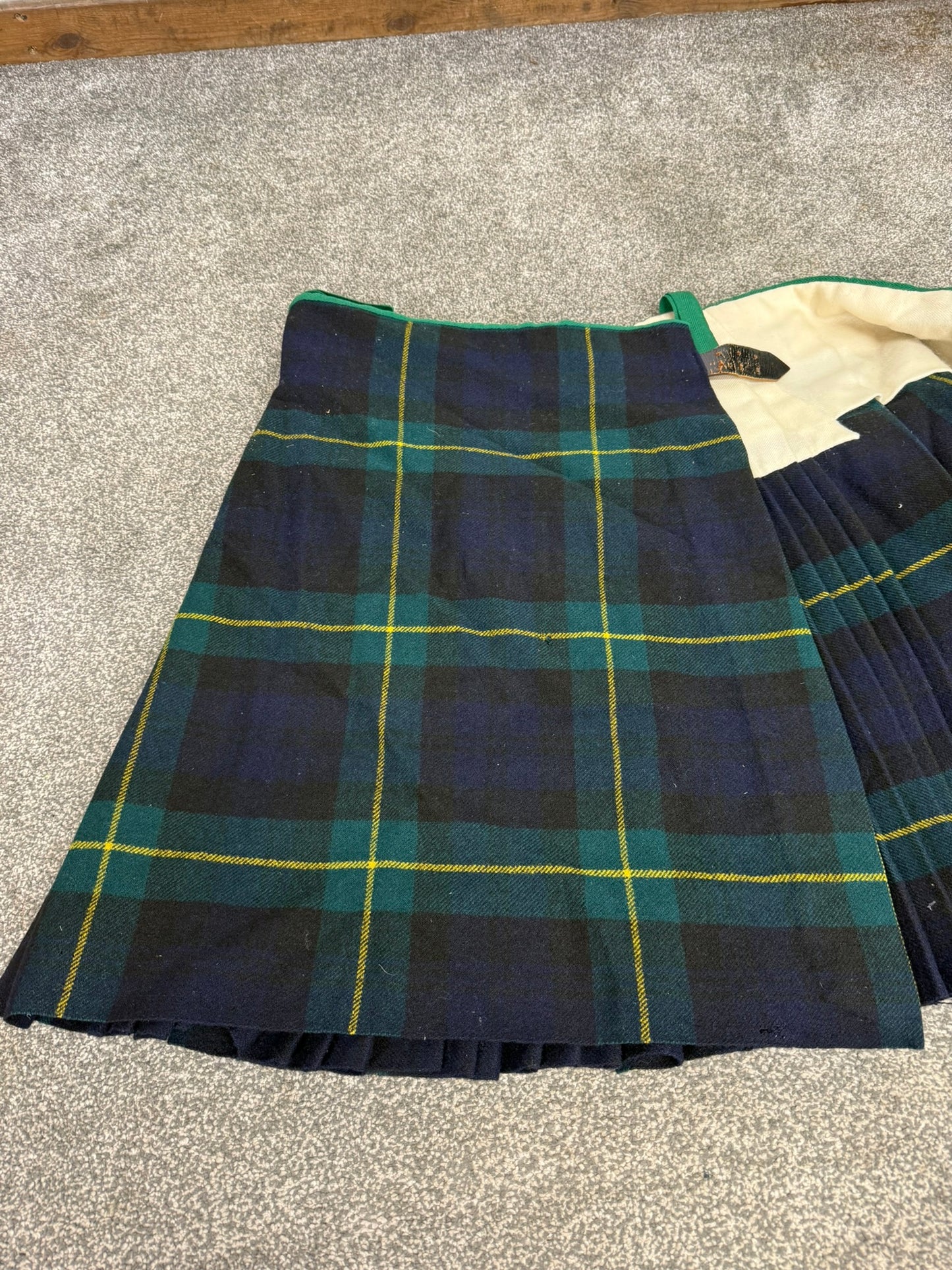 Vintage British Army No3 Gordon Highlanders Kilt Military Pure Wool Tartan - Damaged