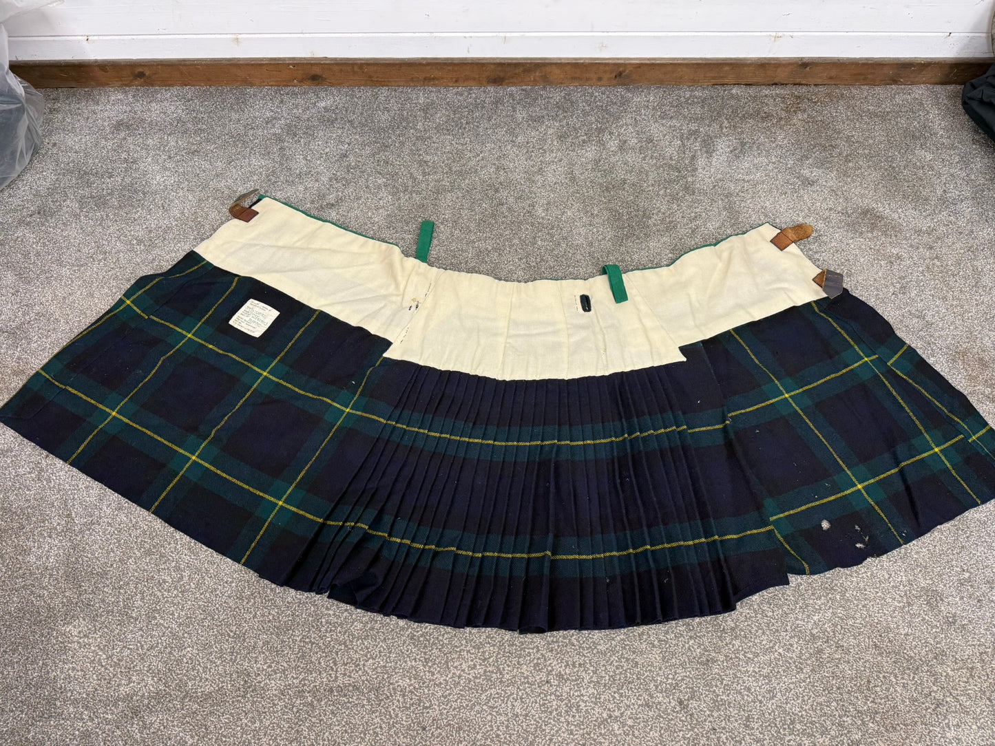 Vintage British Army No3 Gordon Highlanders Kilt Military Pure Wool Tartan - Damaged