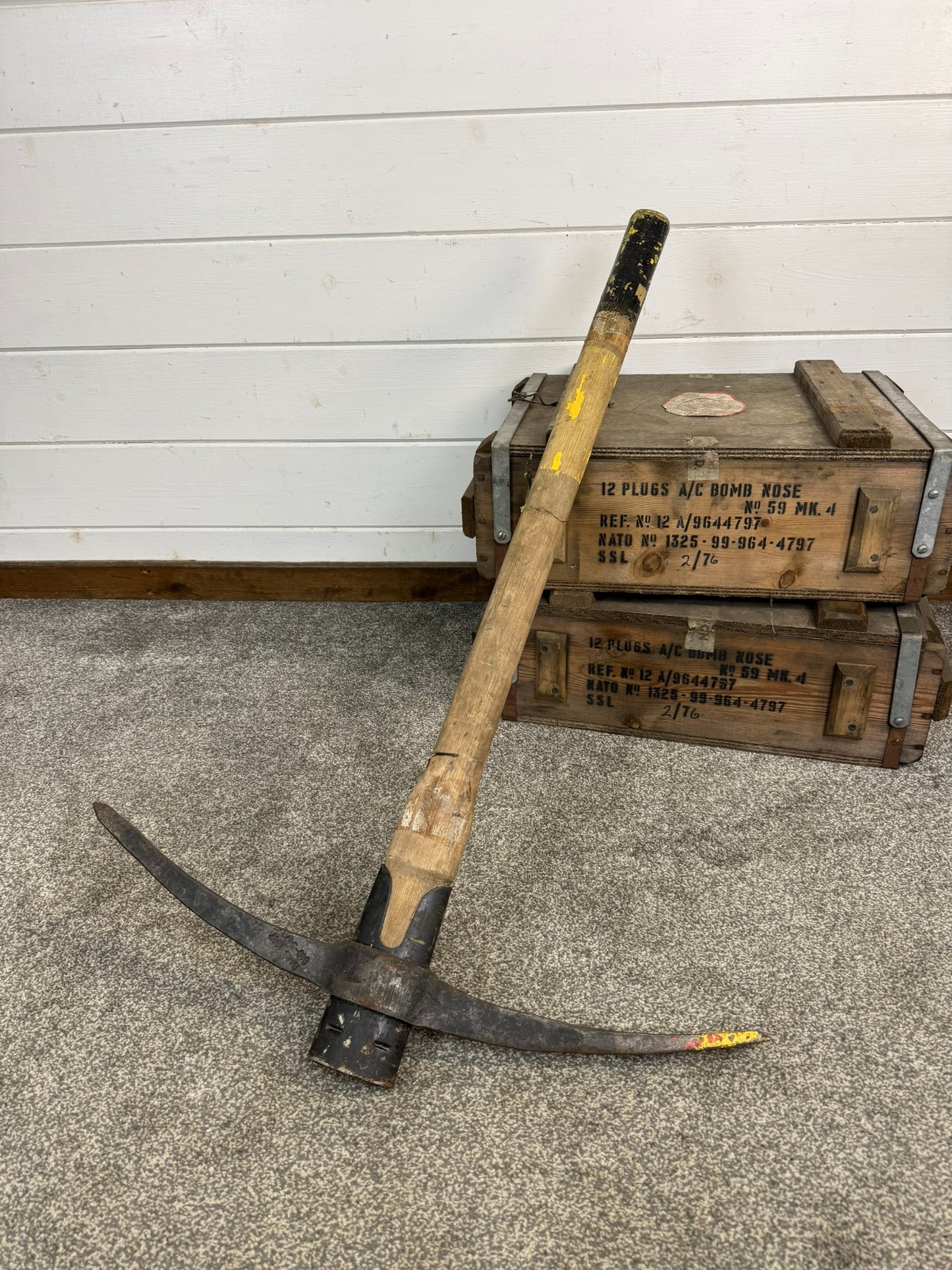 Ex Army Military Pick Axe 3ft Pioneer Pickaxe Tool British Army Dated 1987