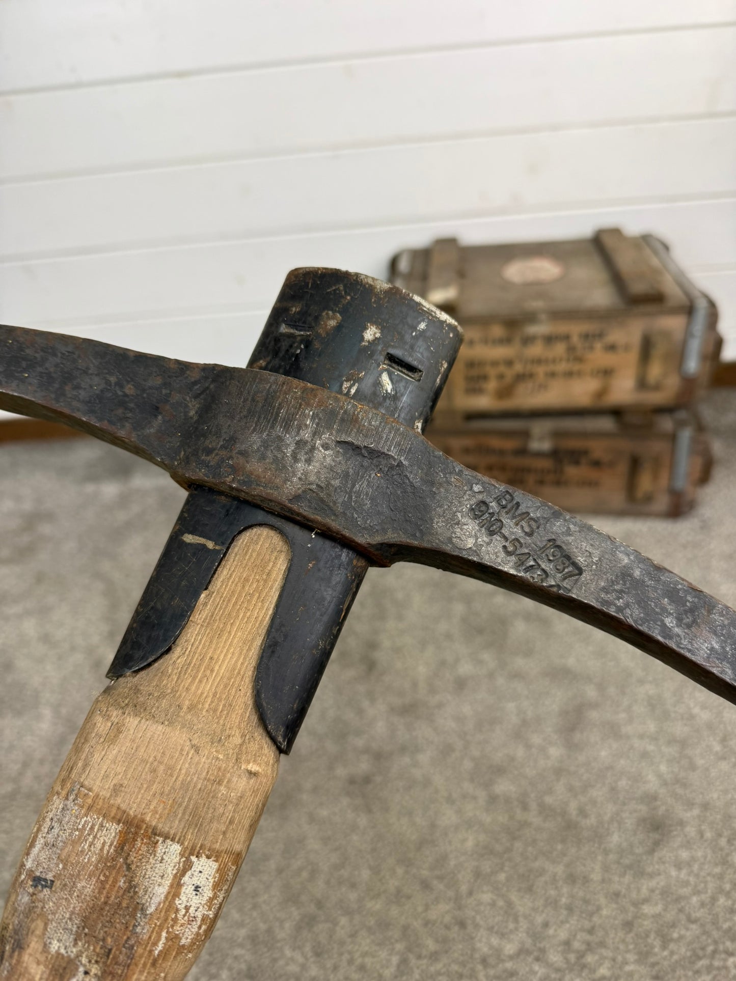 Ex Army Military Pick Axe 3ft Pioneer Pickaxe Tool British Army Dated 1987