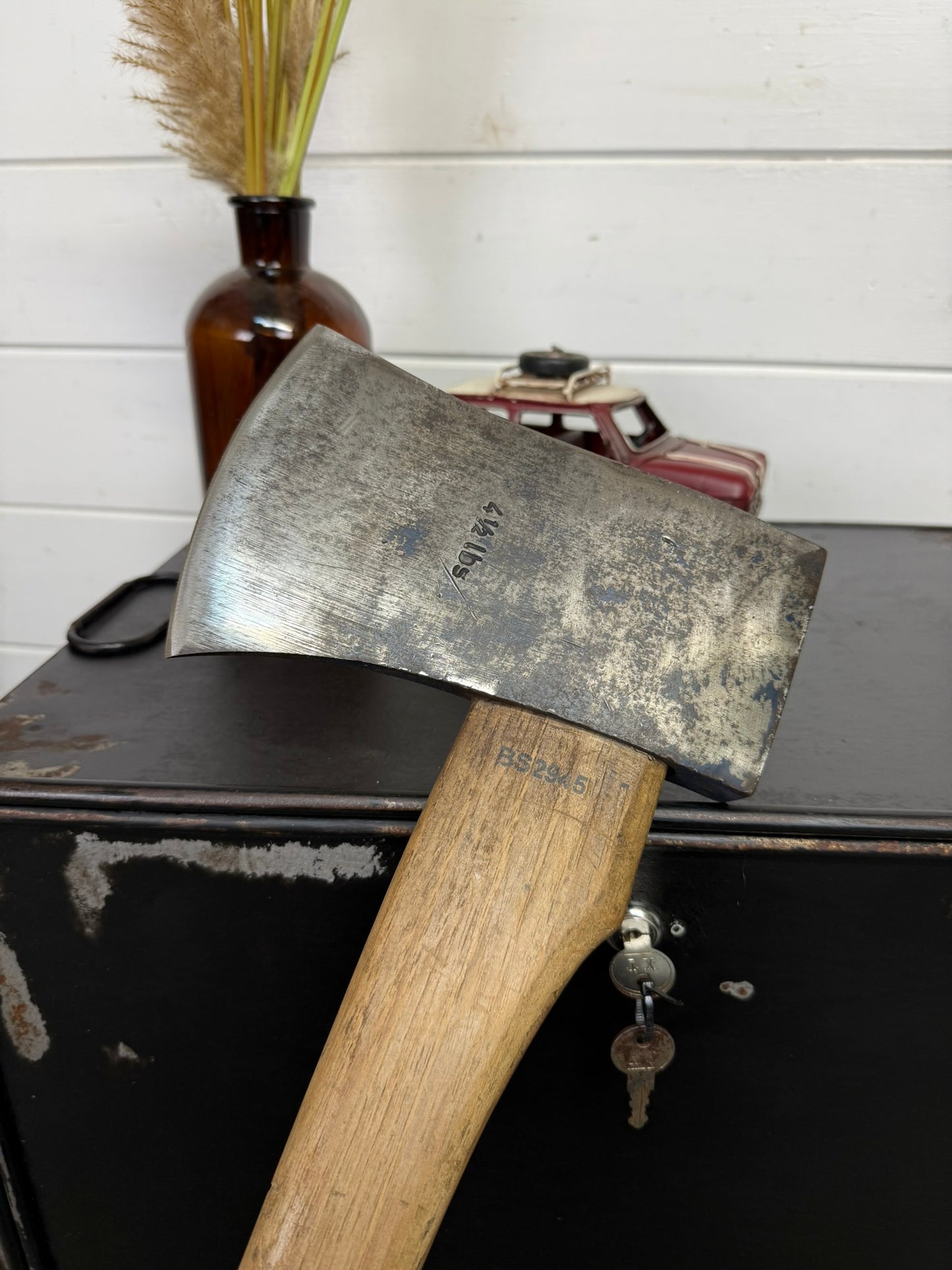 Vintage 4.5lbs Long Handle Felling Axe Ex Military Army Hickory Handle