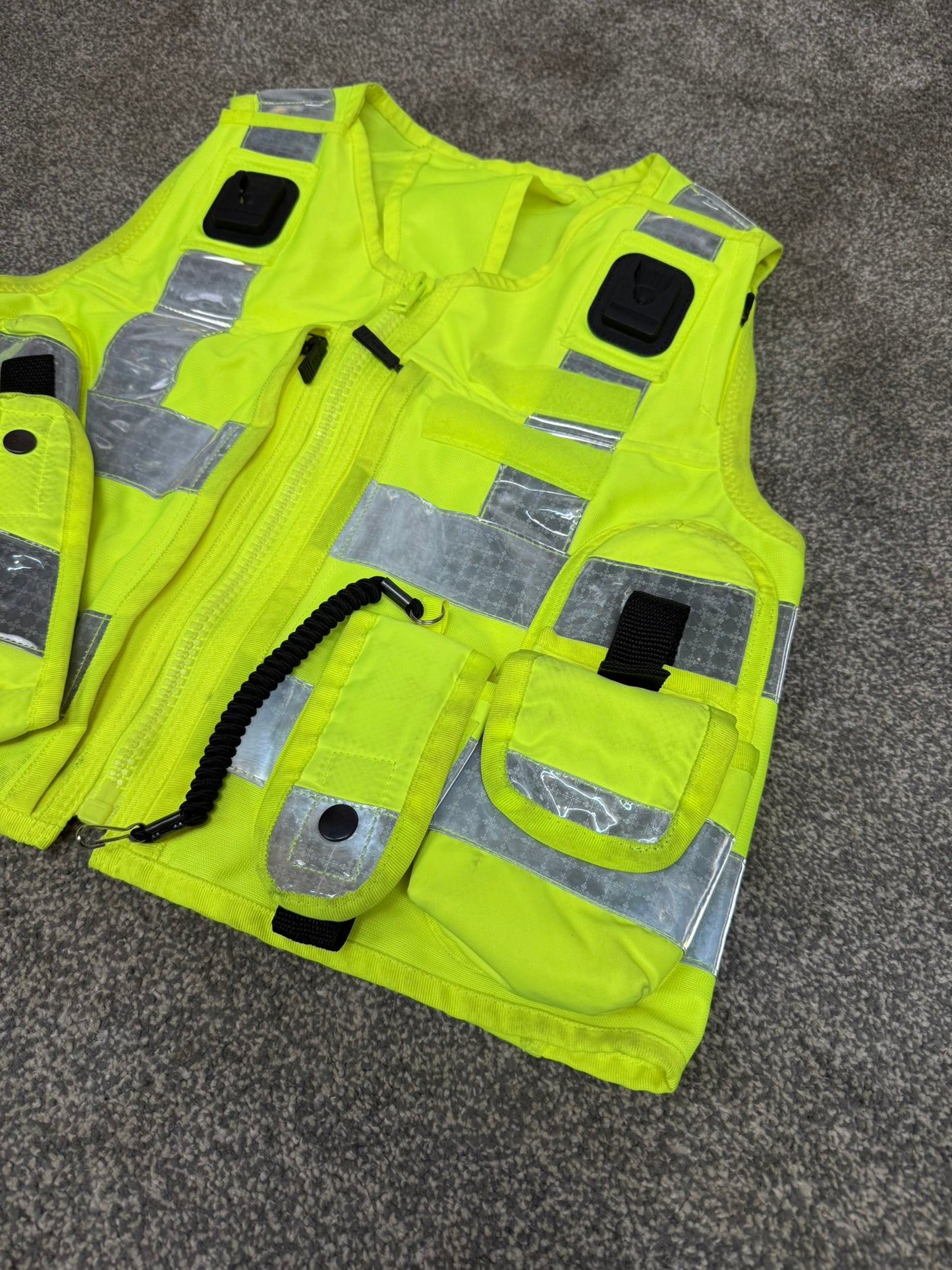 Hi Vis Tac Vest Ex Police Equipment Utility Vest MEDIUM Patrol Security VGC