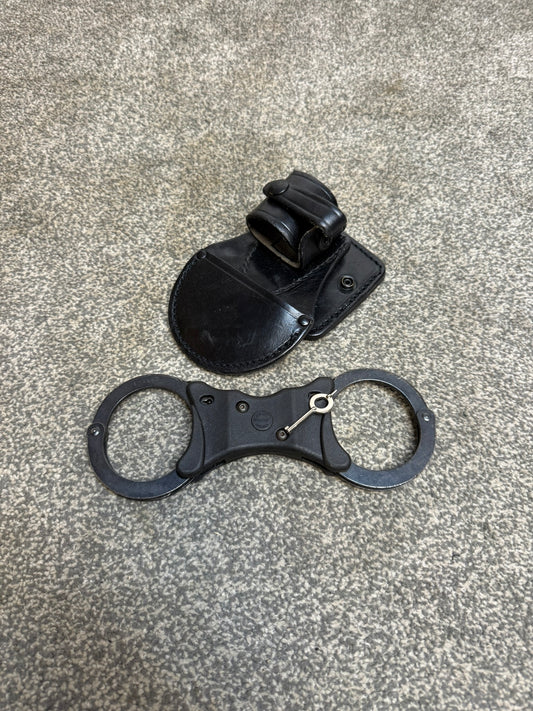 Ex Police Black Rigid Handcuffs & Leather Pouch With Key Security Hiatt Cuffs