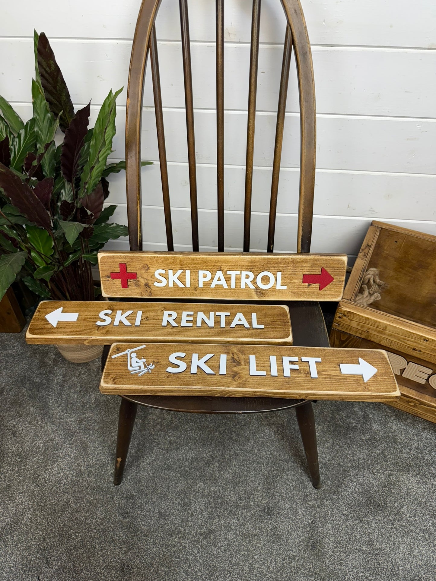 Set of 3x Ski Patrol Theme Wall Signs 3D Rustic Ski Signs Wood Rustic Skiing Decor