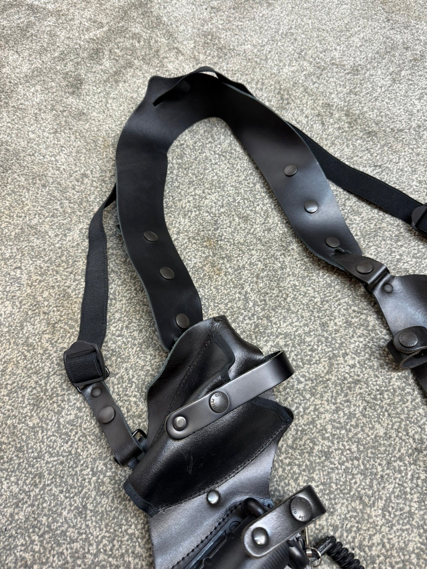 Ex Police Covert Leather Harness Peter Jones Radio CS Spray Baton Cuff Pouch Security Collectors