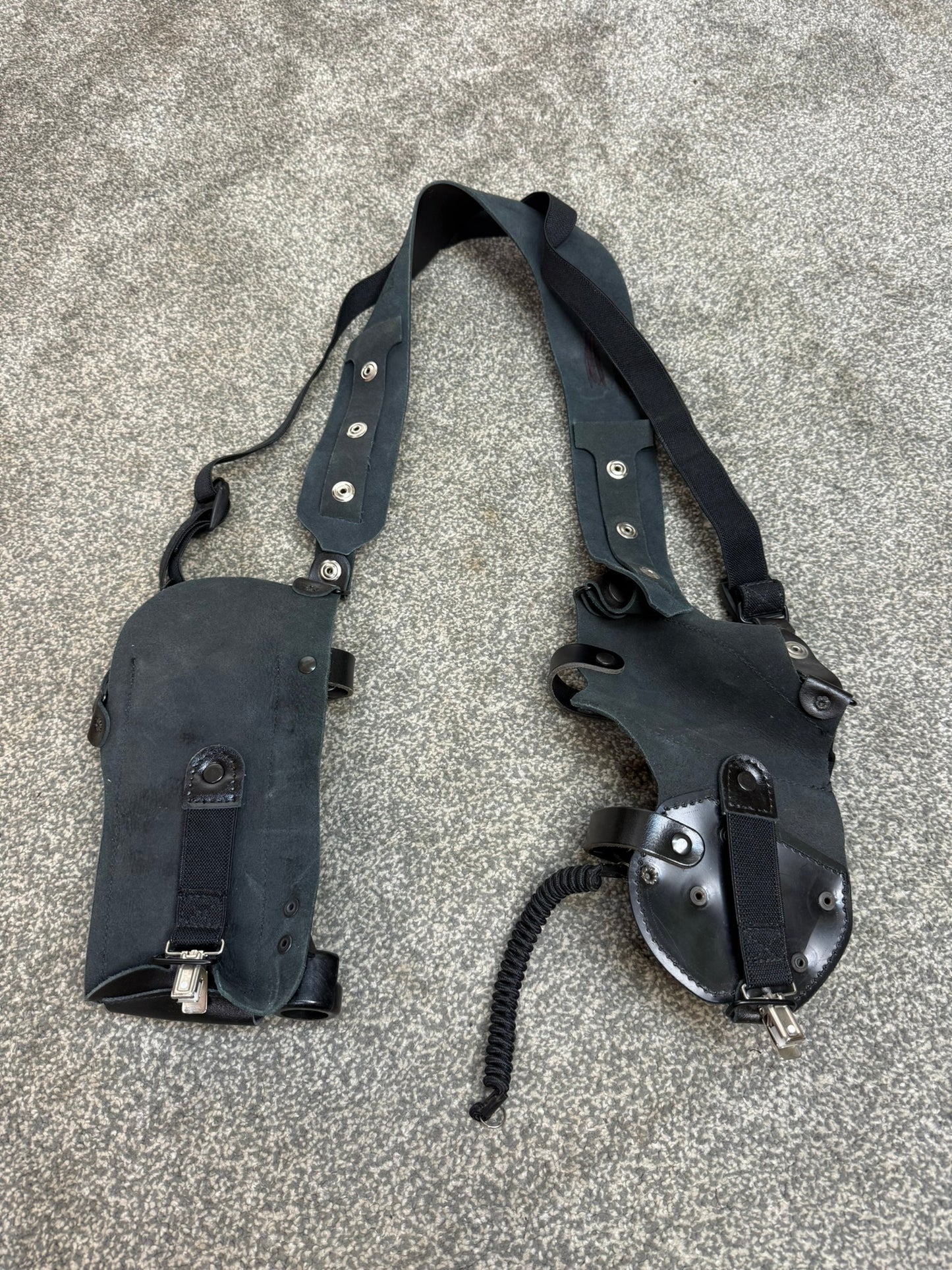 Ex Police Covert Leather Harness Peter Jones Radio CS Spray Baton Cuff Pouch Security Collectors