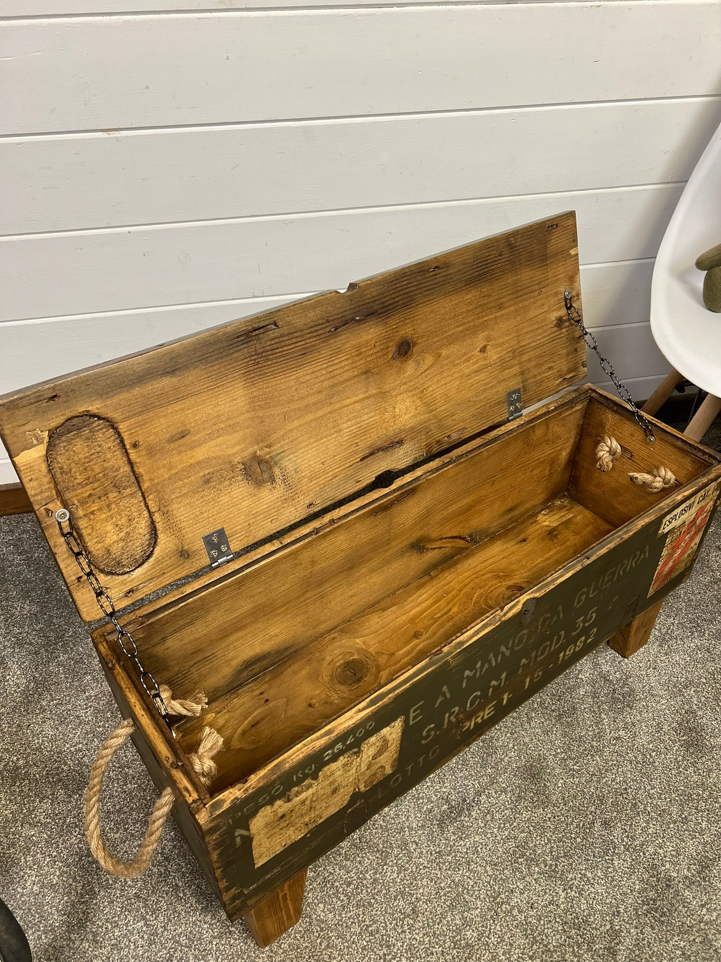 Rustic Wooden Chest Trunk Box Side Coffee Table Reclaimed Vintage 1982 Farmhouse Chic Decor