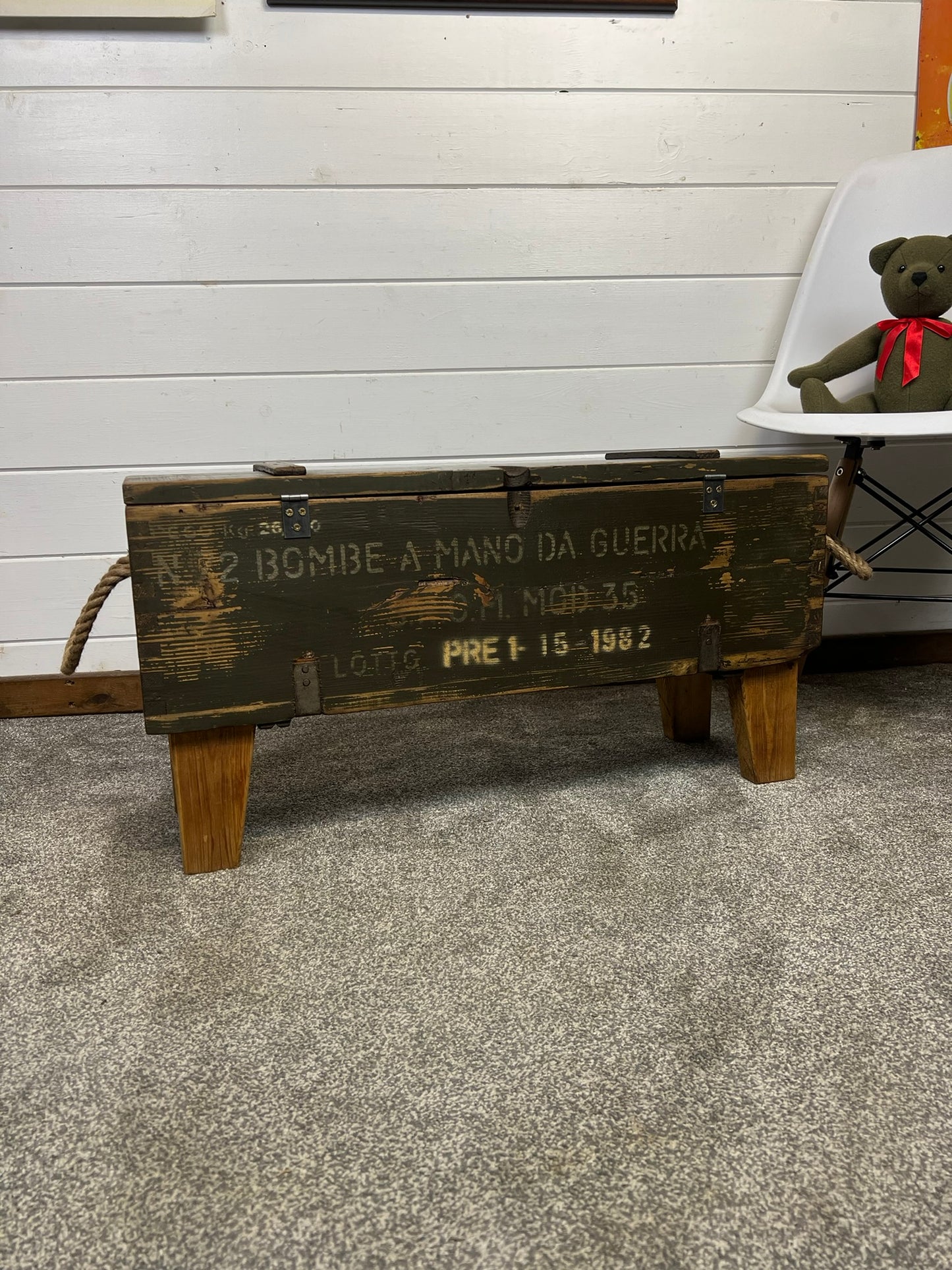 Rustic Wooden Chest Trunk Box Side Coffee Table Reclaimed Vintage 1982 Farmhouse Chic Decor