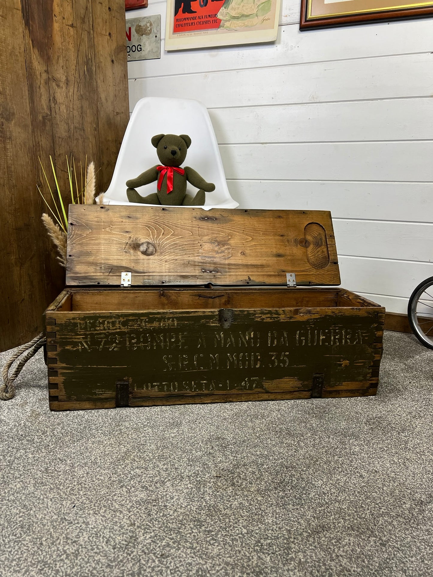 Rustic Industrial Wooden Ammo Crate Vintage Farmhouse Living Room Storage Coffee Table