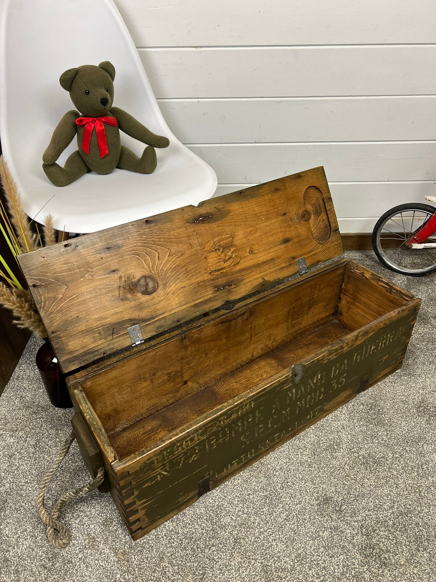 Rustic Industrial Wooden Ammo Crate Vintage Farmhouse Living Room Storage Coffee Table