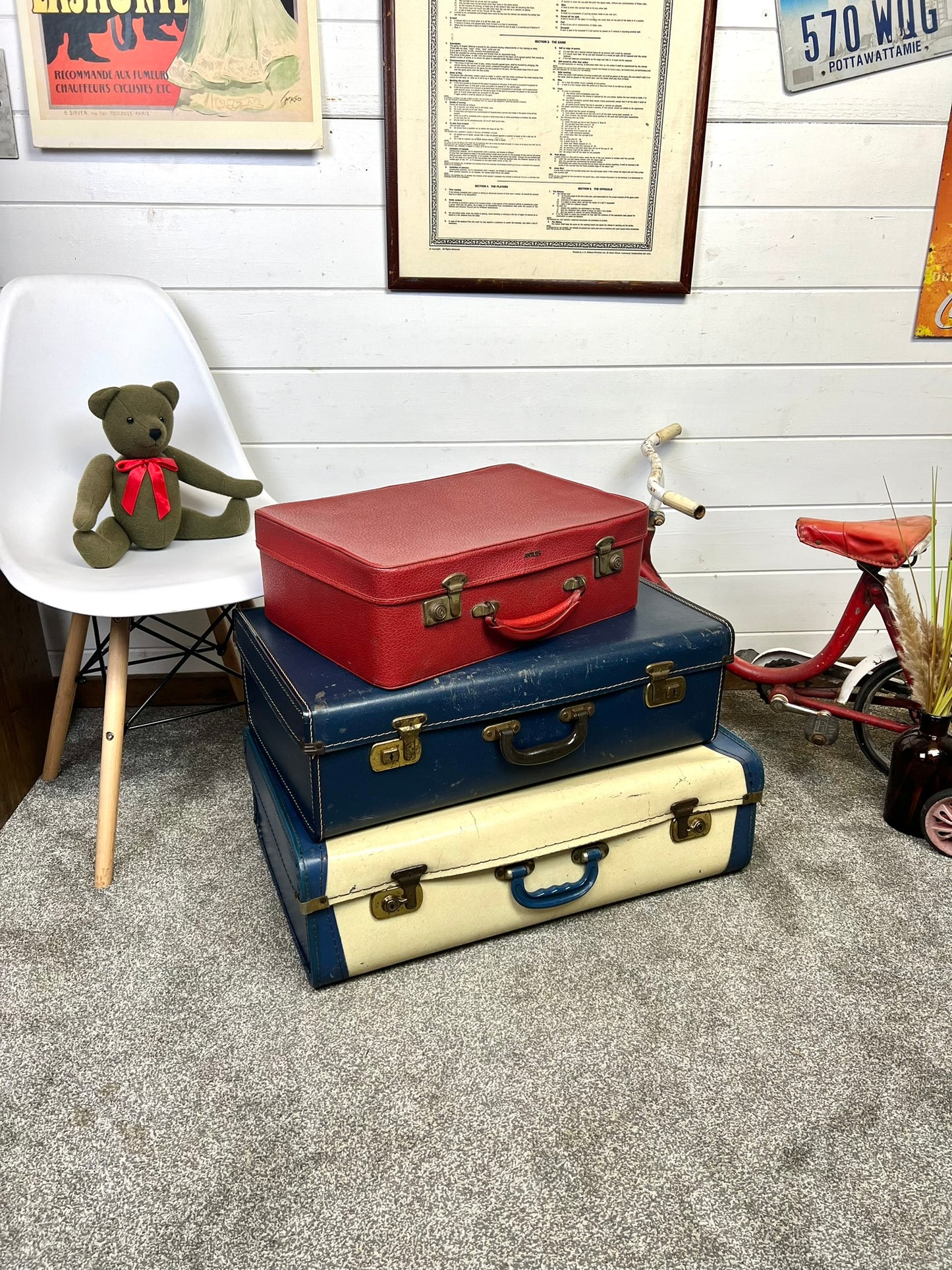 3x Vintage Suitcase Travel Trunk Boho Retro Industrial Decor Photo Prop Display