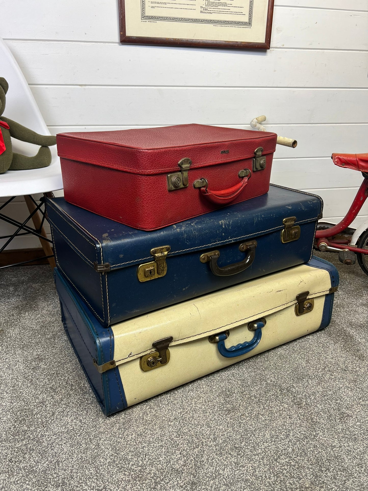 3x Vintage Suitcase Travel Trunk Boho Retro Industrial Decor Photo Prop Display