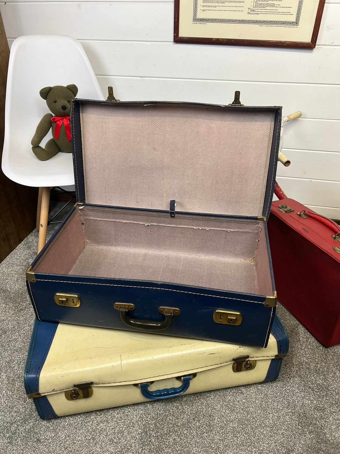 3x Vintage Suitcase Travel Trunk Boho Retro Industrial Decor Photo Prop Display