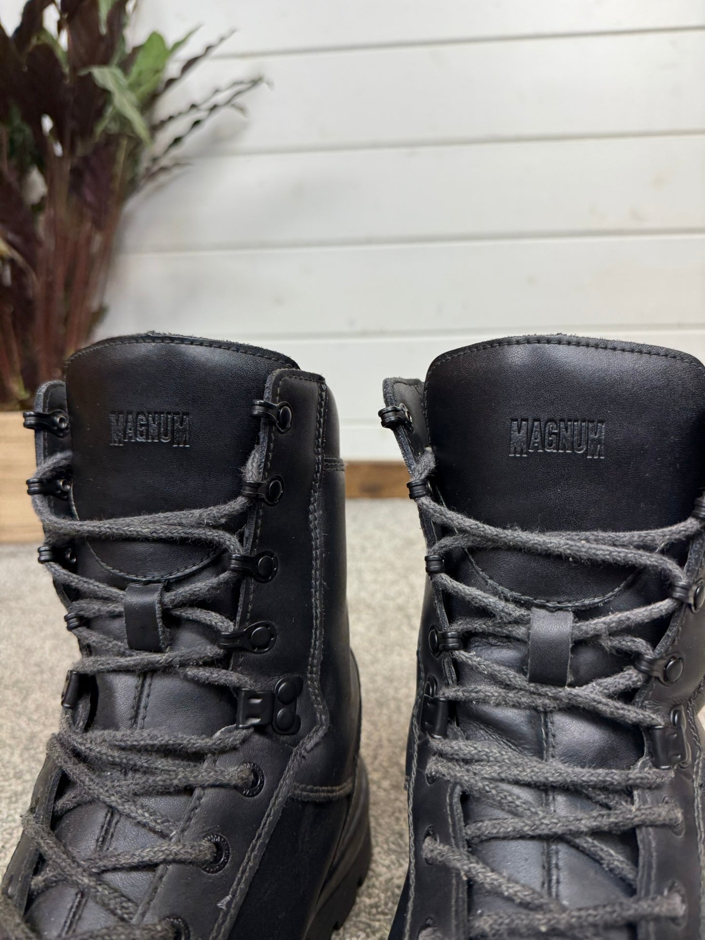Magnum Elite Shield Combat Boots Black Leather UK 10 Ex Police Security