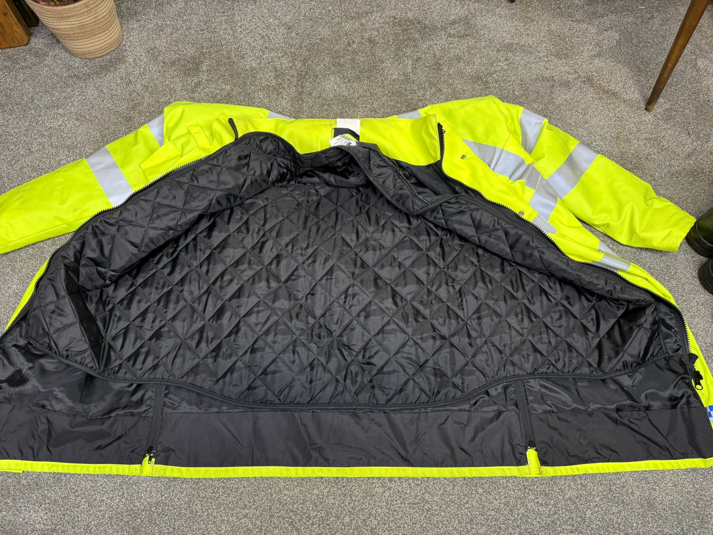 Ex Police Hi-Vis Waterproof Jacket Raincoat LARGE Collectors Memorabilia Display
