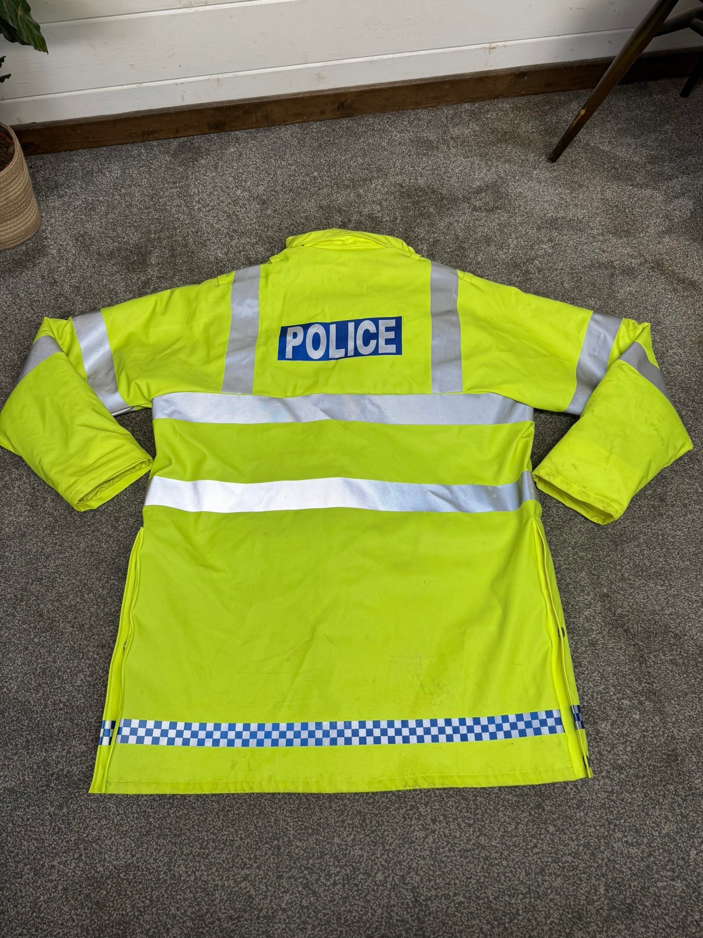 Ex Police Hi-Vis Waterproof Jacket Raincoat LARGE Collectors Memorabilia Display