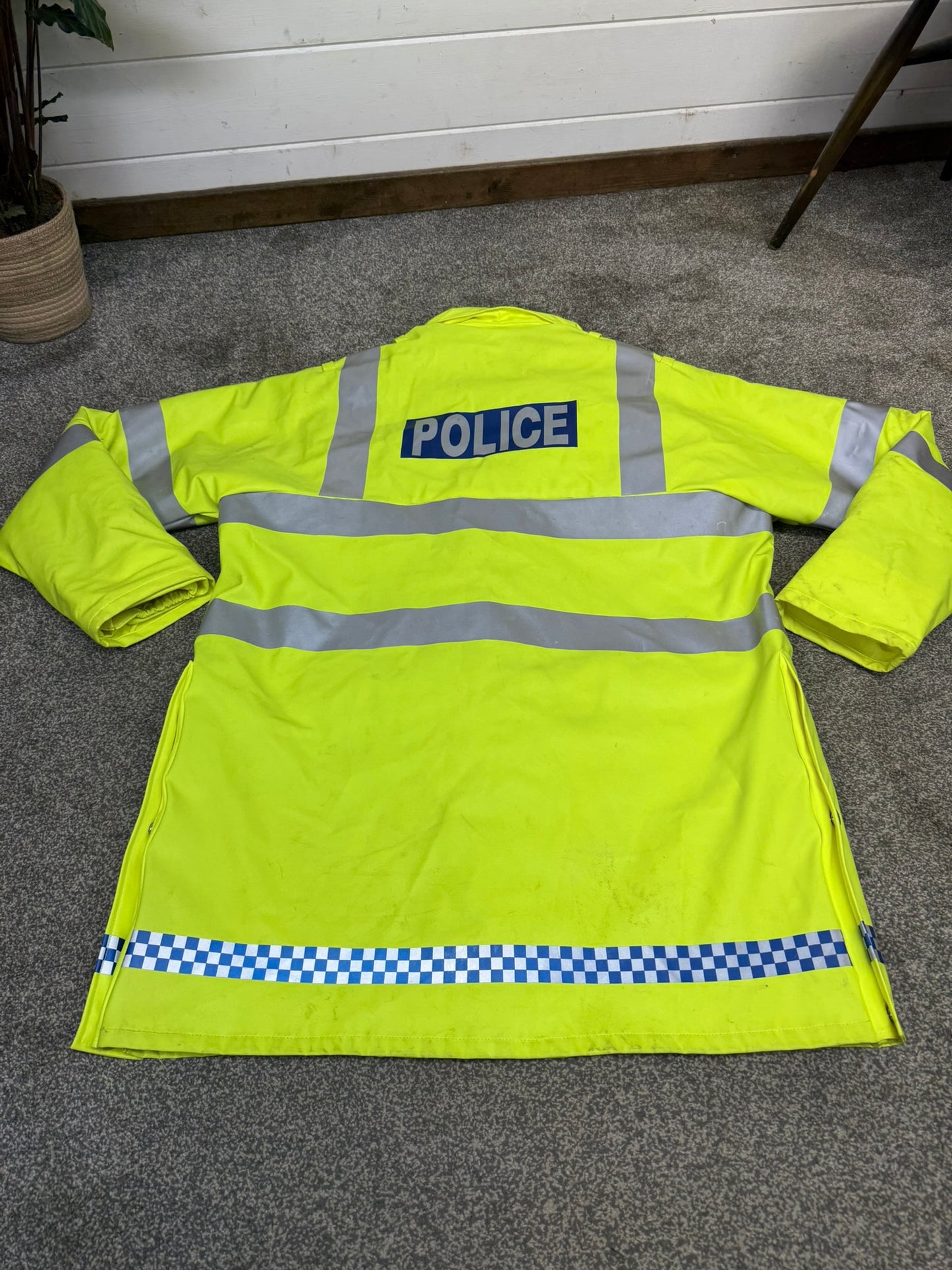 Ex Police Hi-Vis Waterproof Jacket Raincoat LARGE Collectors Memorabilia Display
