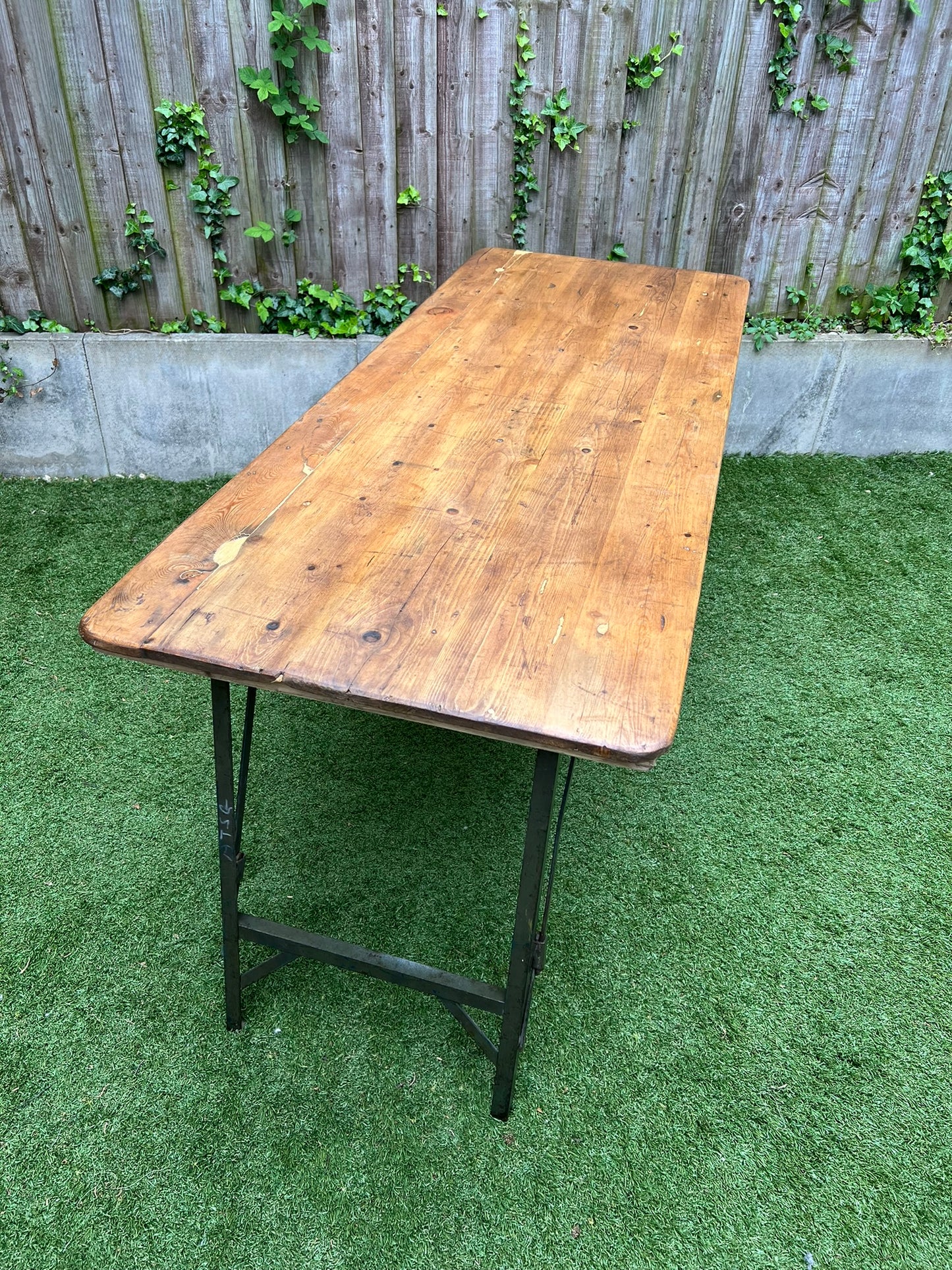 Rustic Vintage Wooden Folding Trestle Table Metal Legs Industrial Farmhouse Dining Garden Reclaimed Army