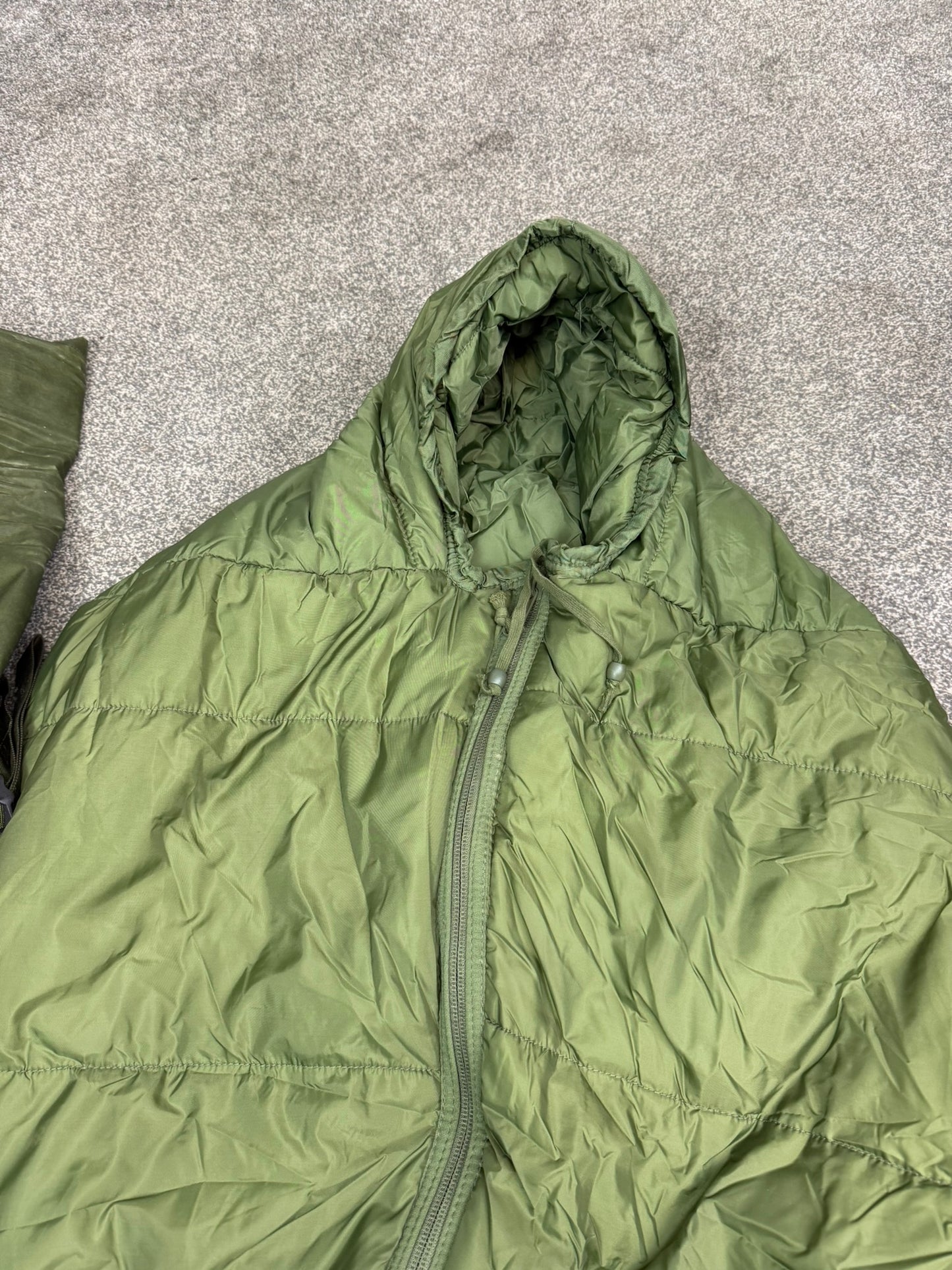 British Army Arctic Sleeping Bag Mummy Olive Green Cold Weather - Large 6ft