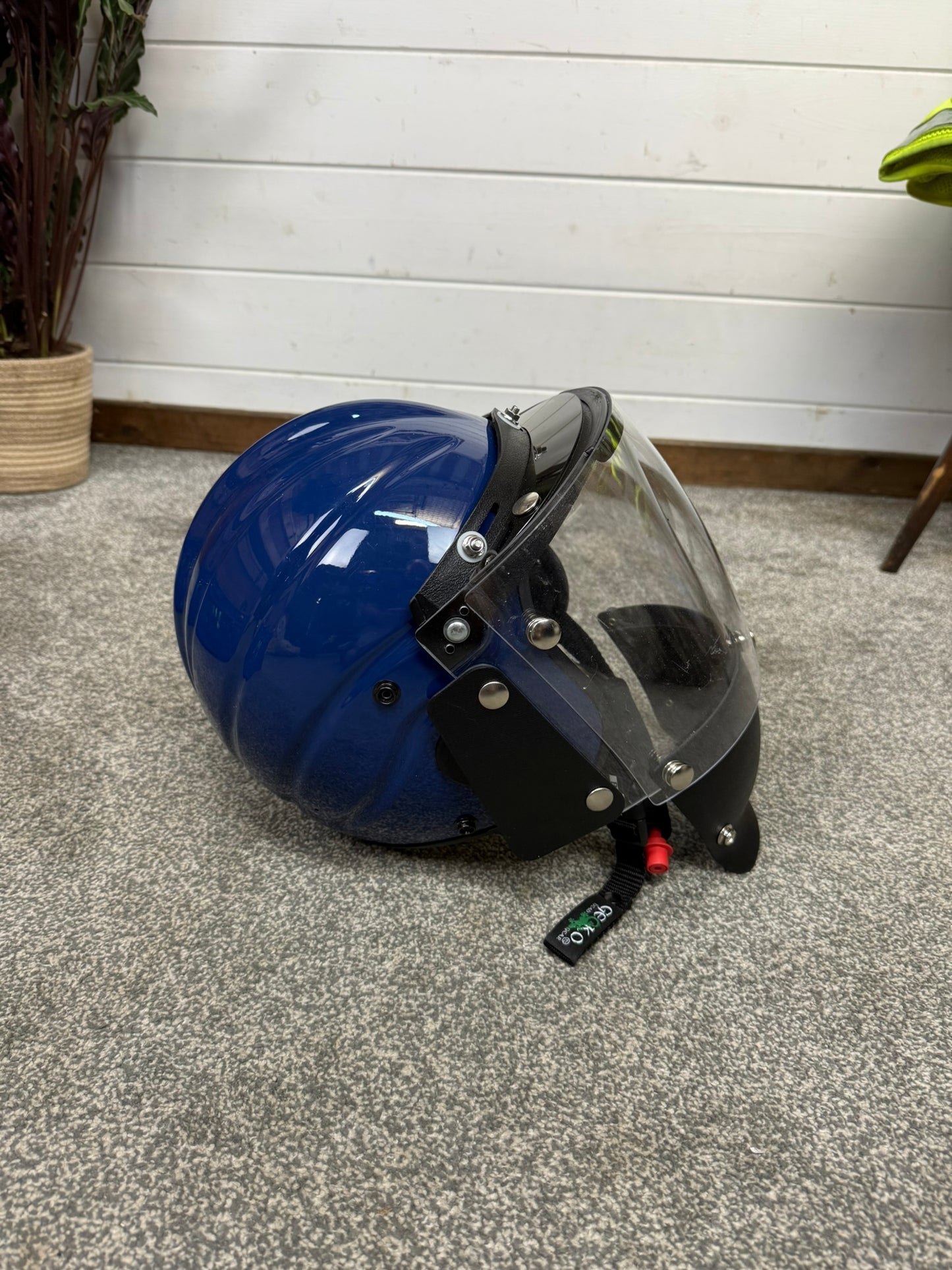Gecko Marine Helmet With Jet Flip Visor Ex Police 56-63cm