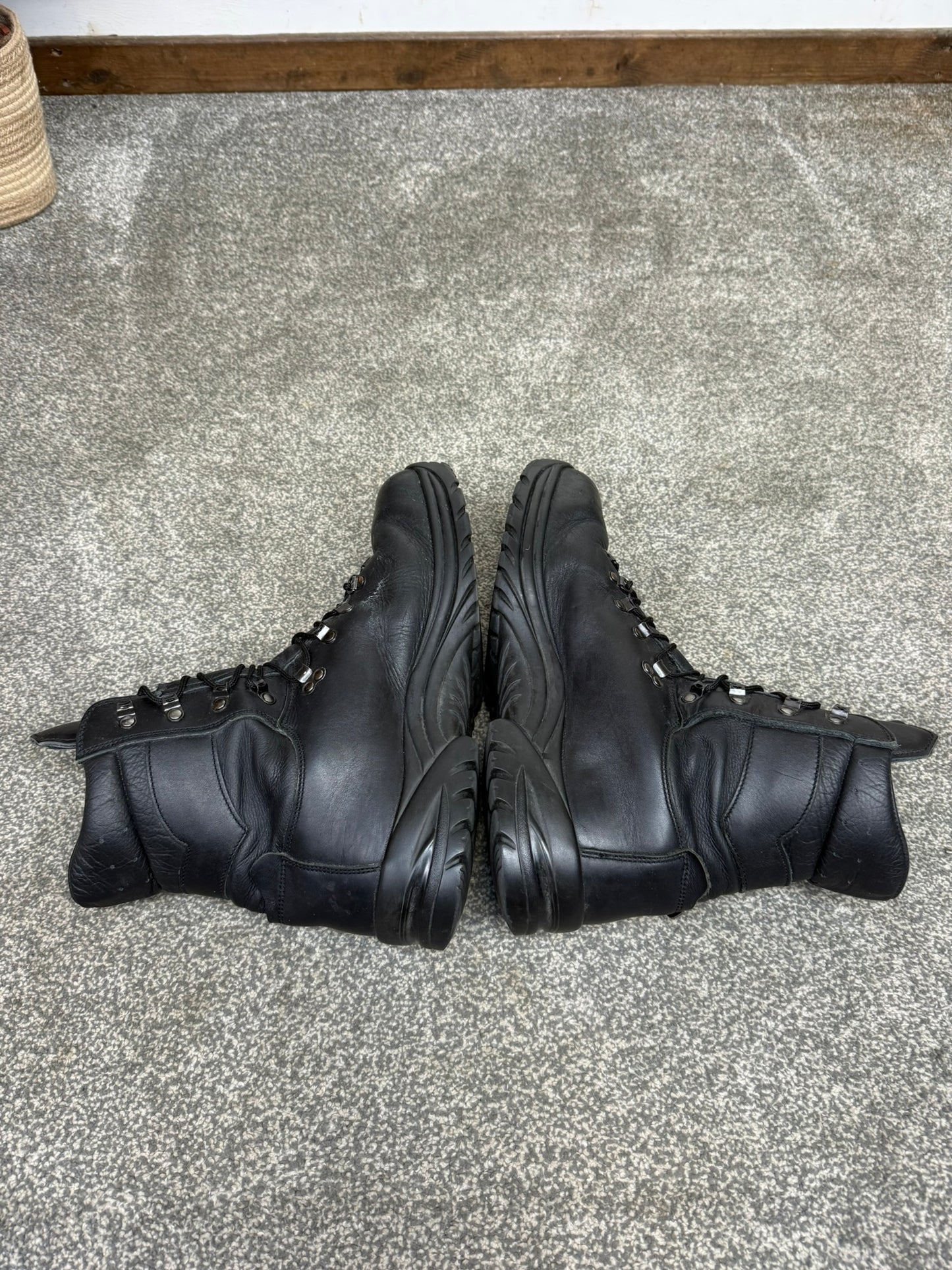 Altberg Peacekeeper P3 VS Black Leather Waterproof Combat Boots Size UK 13