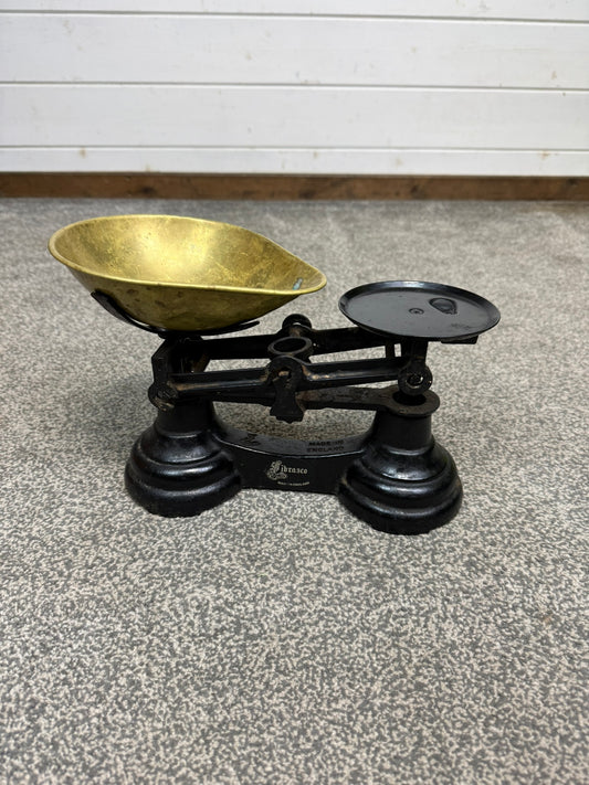 Vintage Librasco Cast Iron Weighing Scales Kitchen Rustic Farmhouse