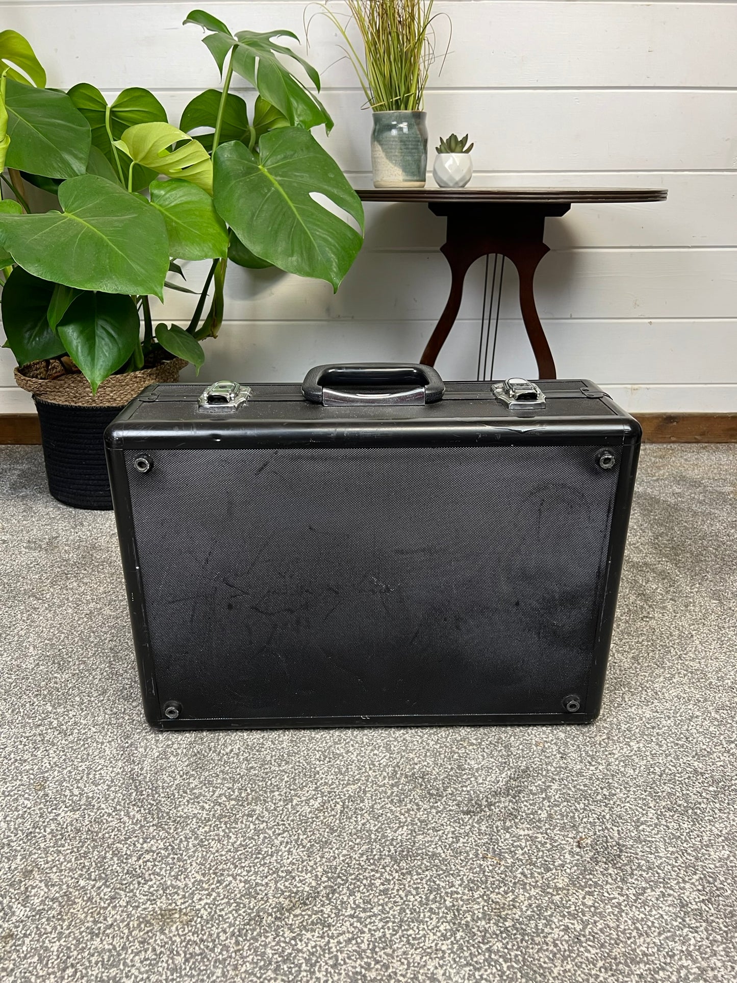 Vintage Black Metal Aluminium Flight Case Camera RC Storage Protective Box