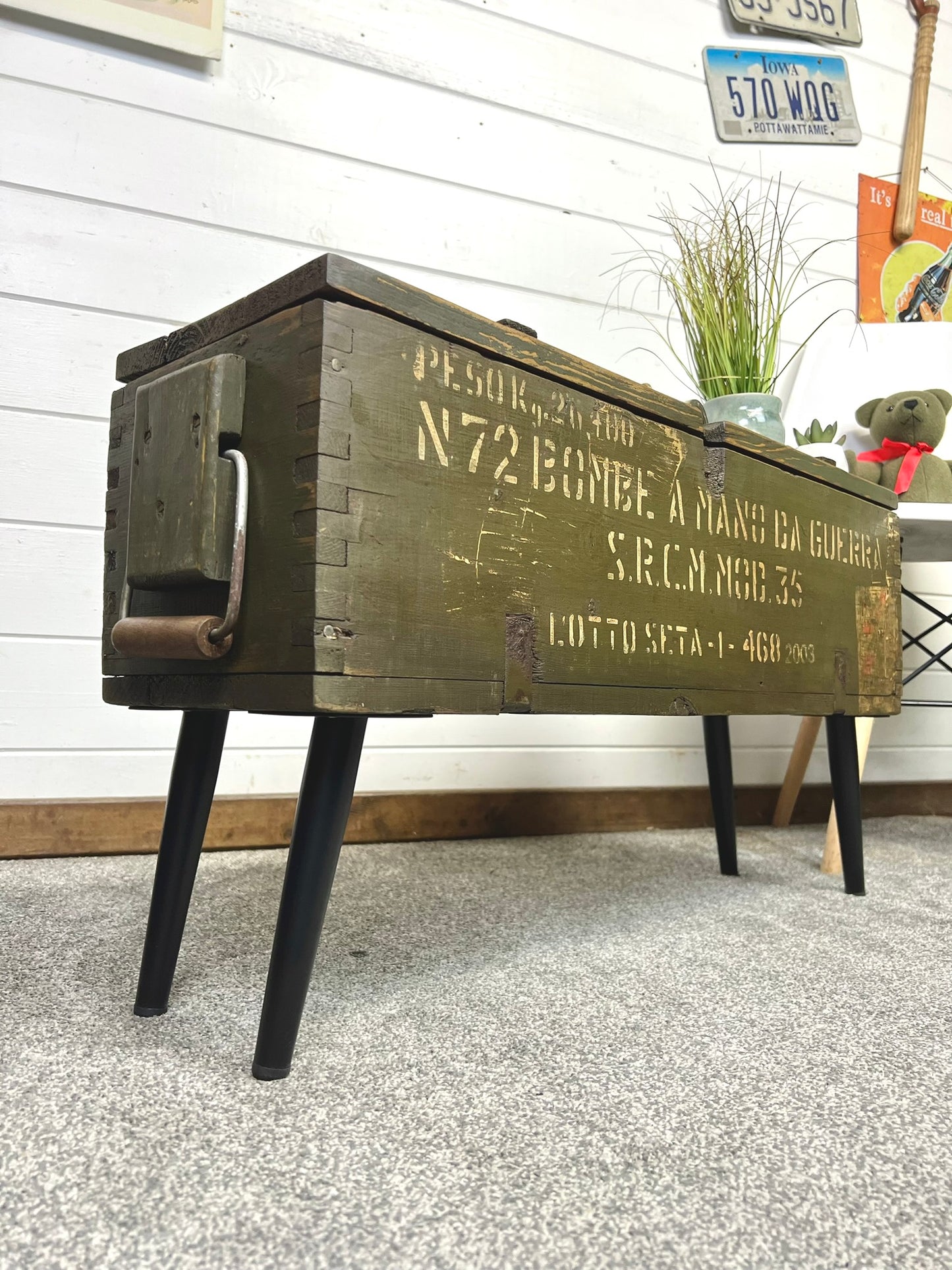 Rustic Wooden Storage Chest Table Reclaimed Vintage Ammo Box Blanket Side Table Coffee Table