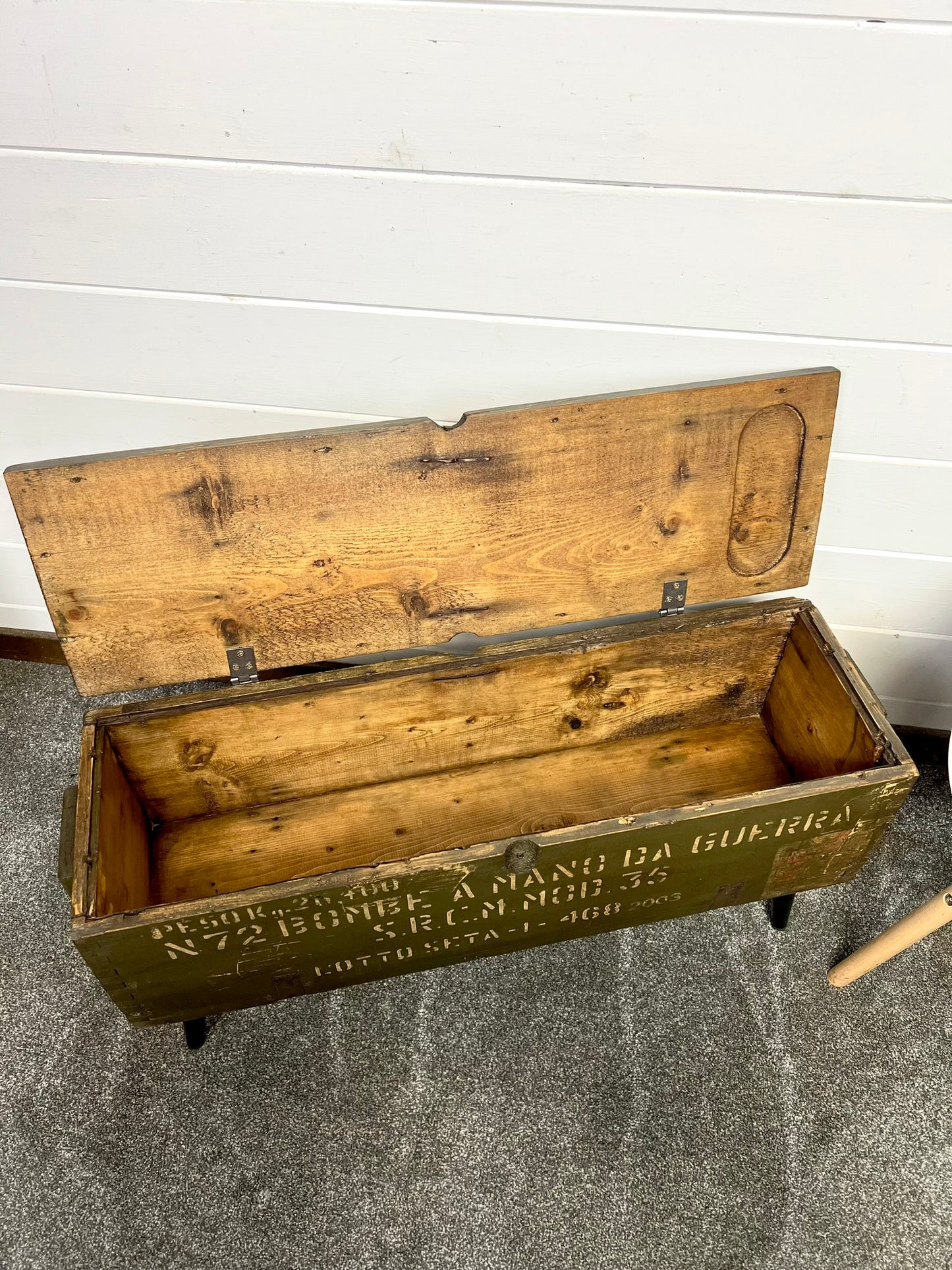 Rustic Wooden Storage Chest Table Reclaimed Vintage Ammo Box Blanket Side Table Coffee Table