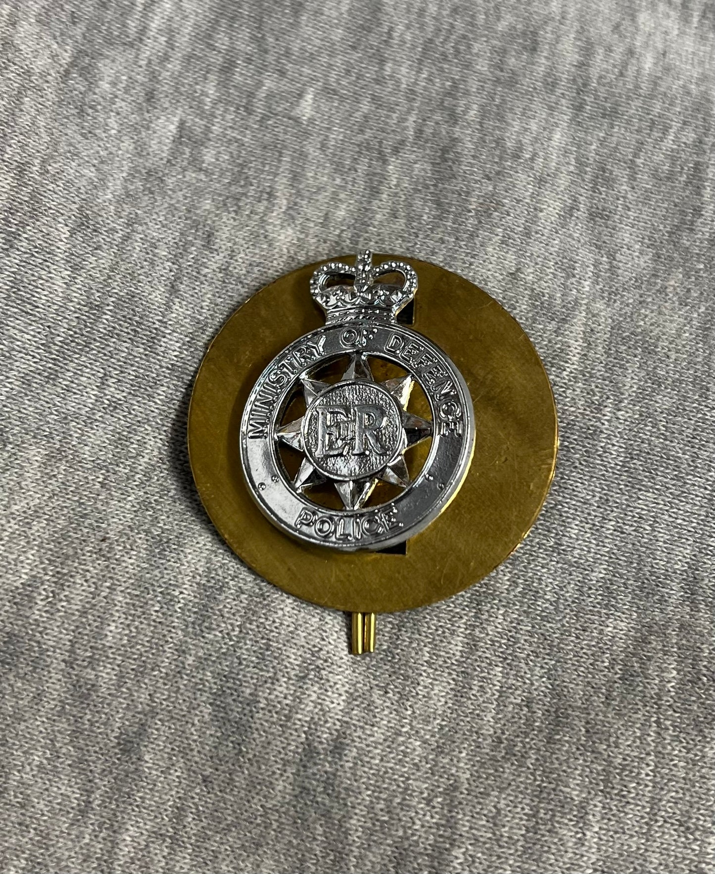 Vintage MOD Ministry Of Defence Police Cap Collar Badge Obsolete Police Collectible