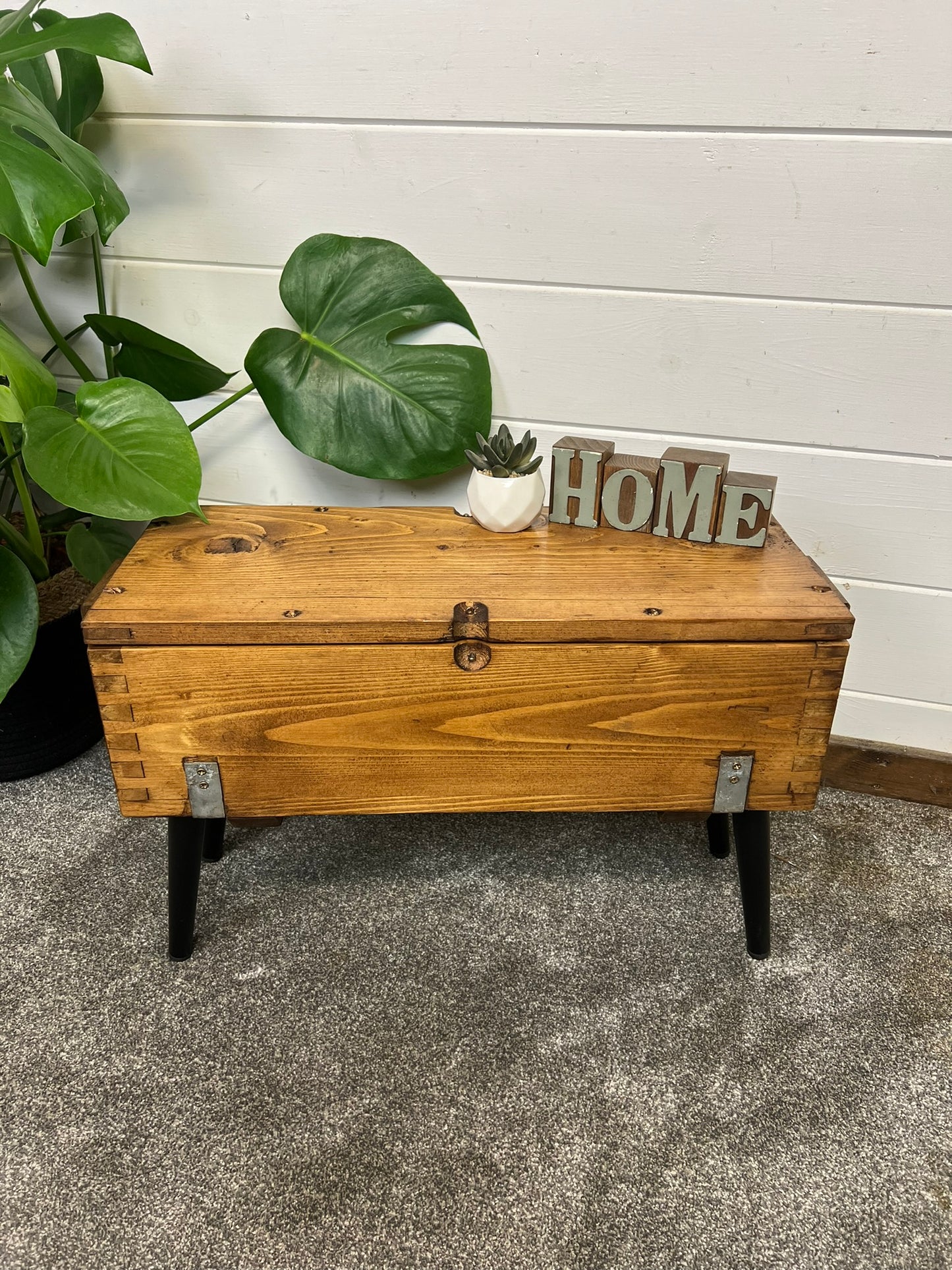 Vintage Rustic Wooden Box Side Table Storage Reclaimed Chest Farmhouse Coffee Table