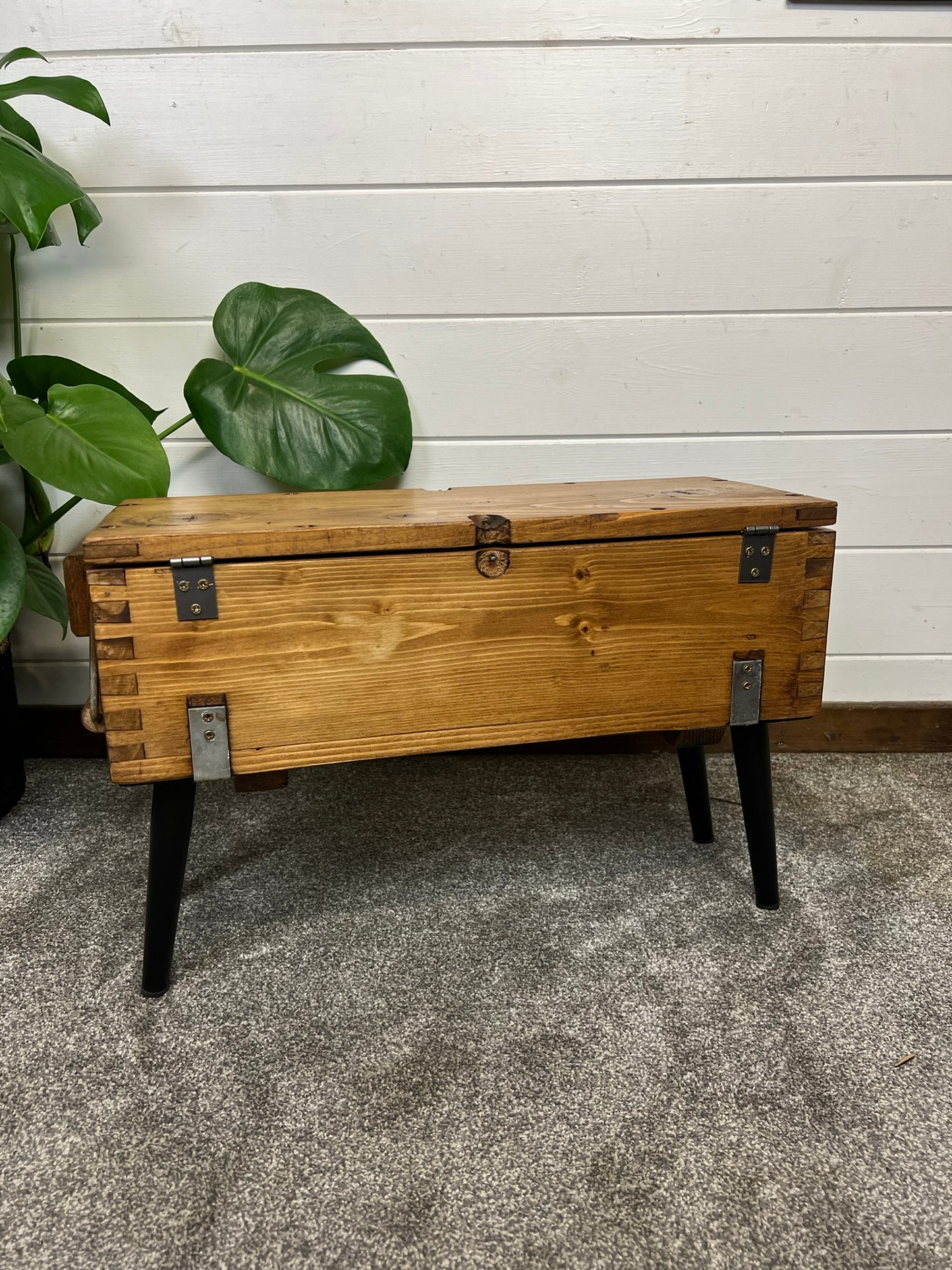 Vintage Rustic Wooden Box Side Table Storage Reclaimed Chest Farmhouse Coffee Table