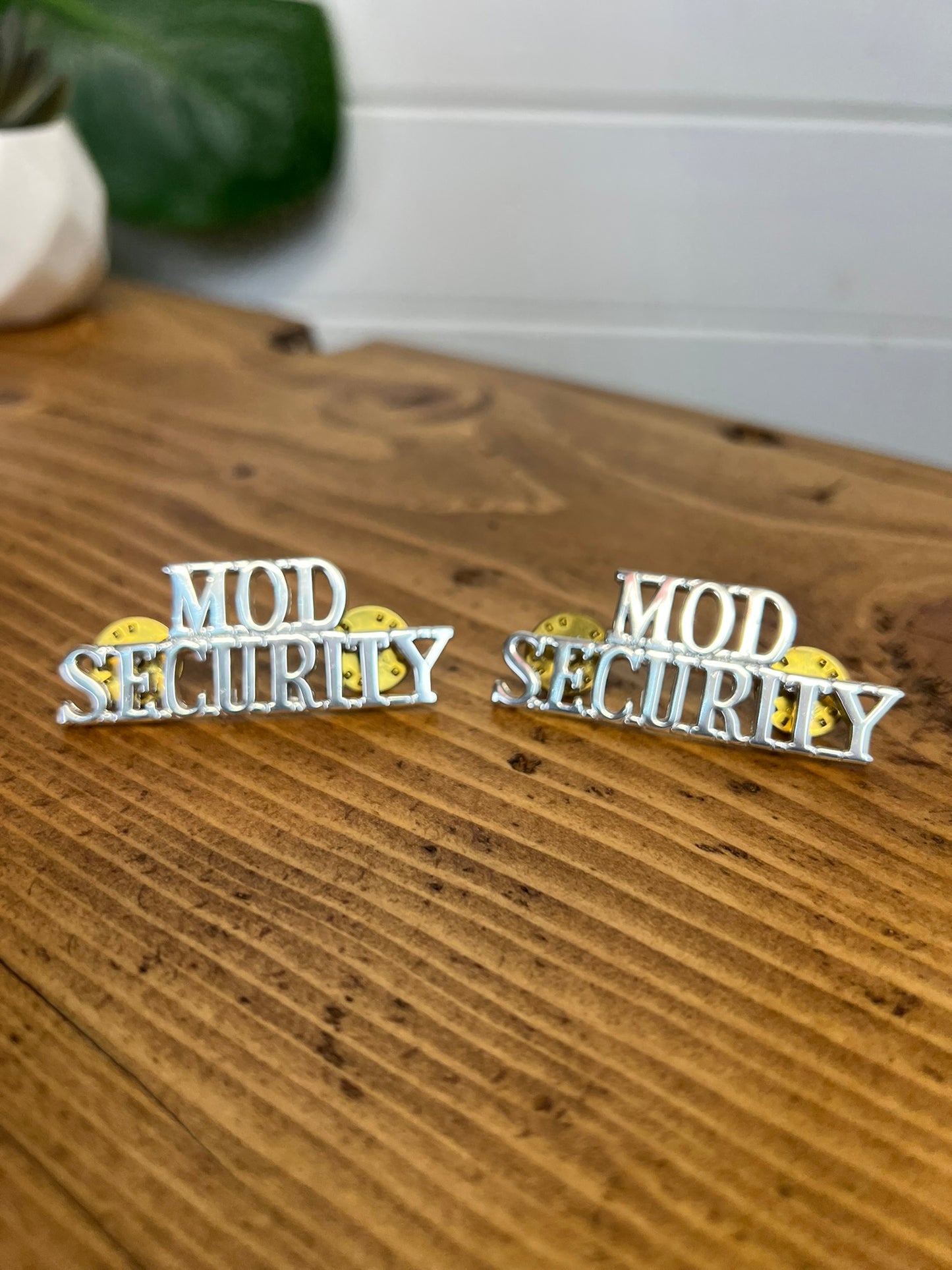 2x NEW Obsolete MOD Ministry Of Defence Security Collar Badge