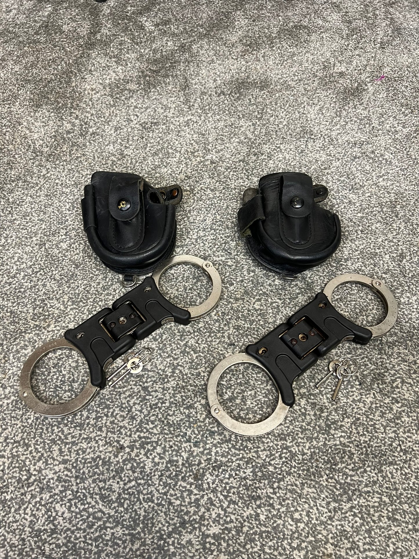 Ex Police Genuine Hiatt Folding Hinged Handcuffs 2x Keys & Pouch Security Collectible Memorabilia Restraint