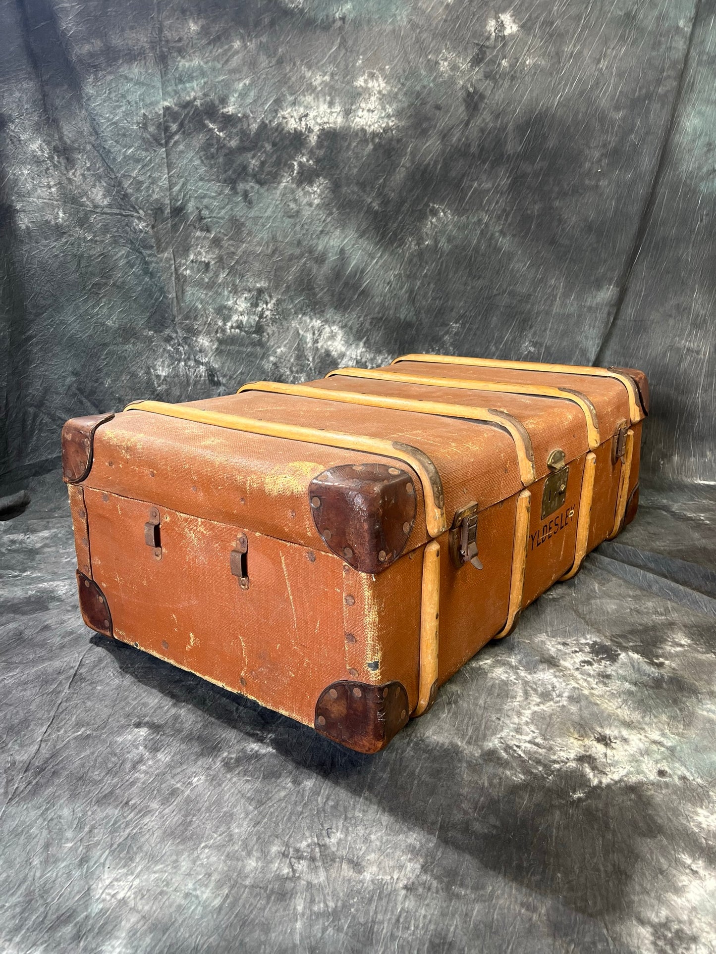 Vintage Bentwood Steamer Trunk Coffee Side Table Original Travel Storage Chest