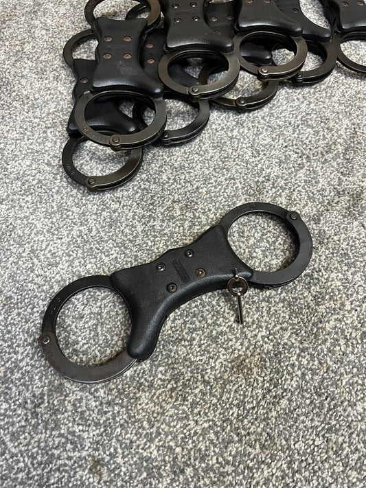 Ex Police Black Handcuffs Genuine With Key Security Collectible Memorabilia Restraint