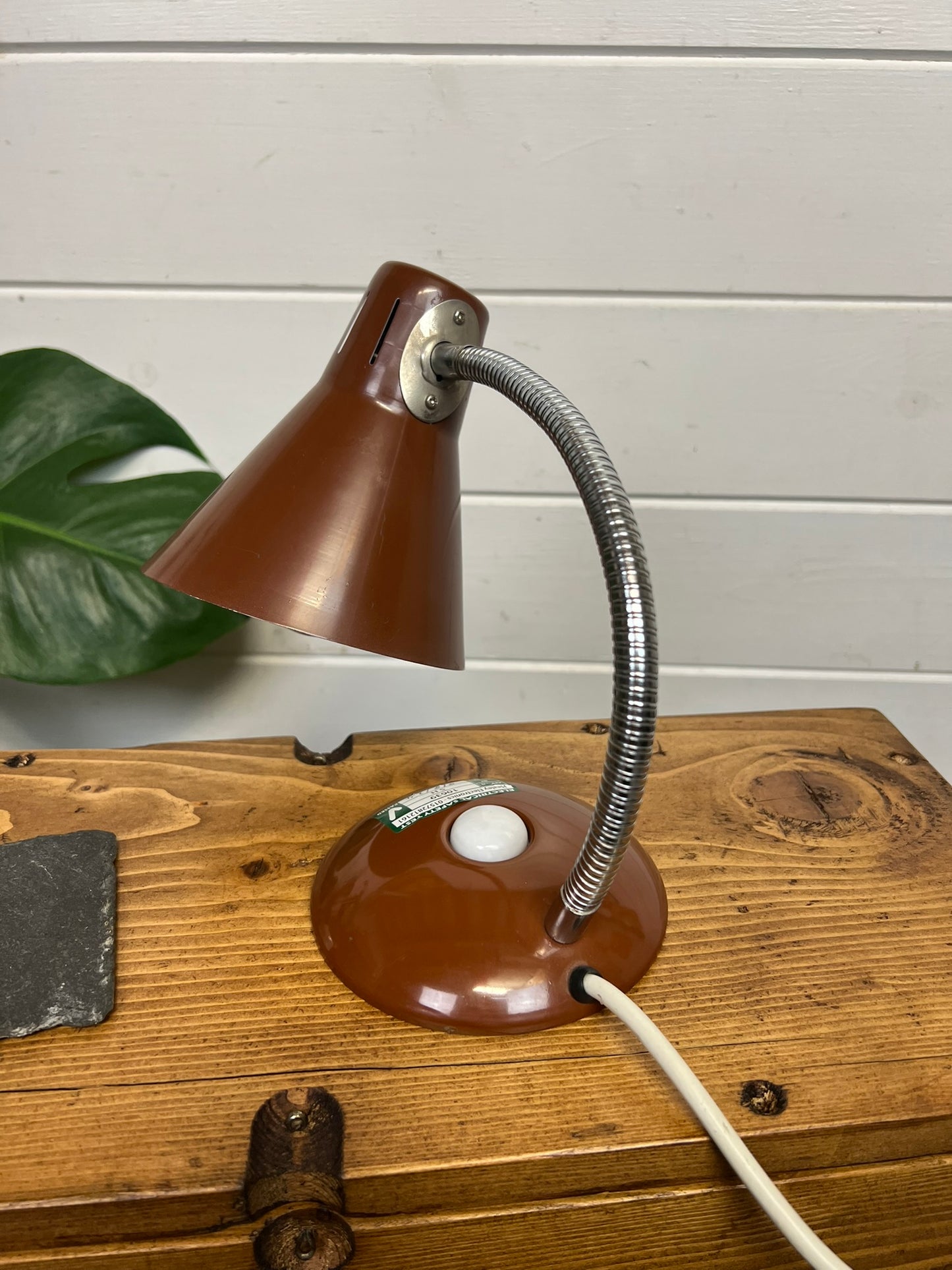 Vintage Retro Flexible Brown Desk Lamp Mid Century 50's Made in Hong Kong