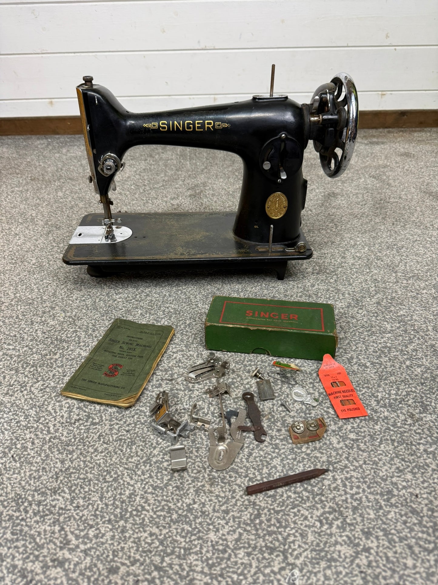 Singer 201K Sewing Machine & Parts Vintage 1947 Collectable Display