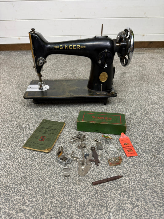 Singer 201K Sewing Machine & Parts Vintage 1947 Collectable Display