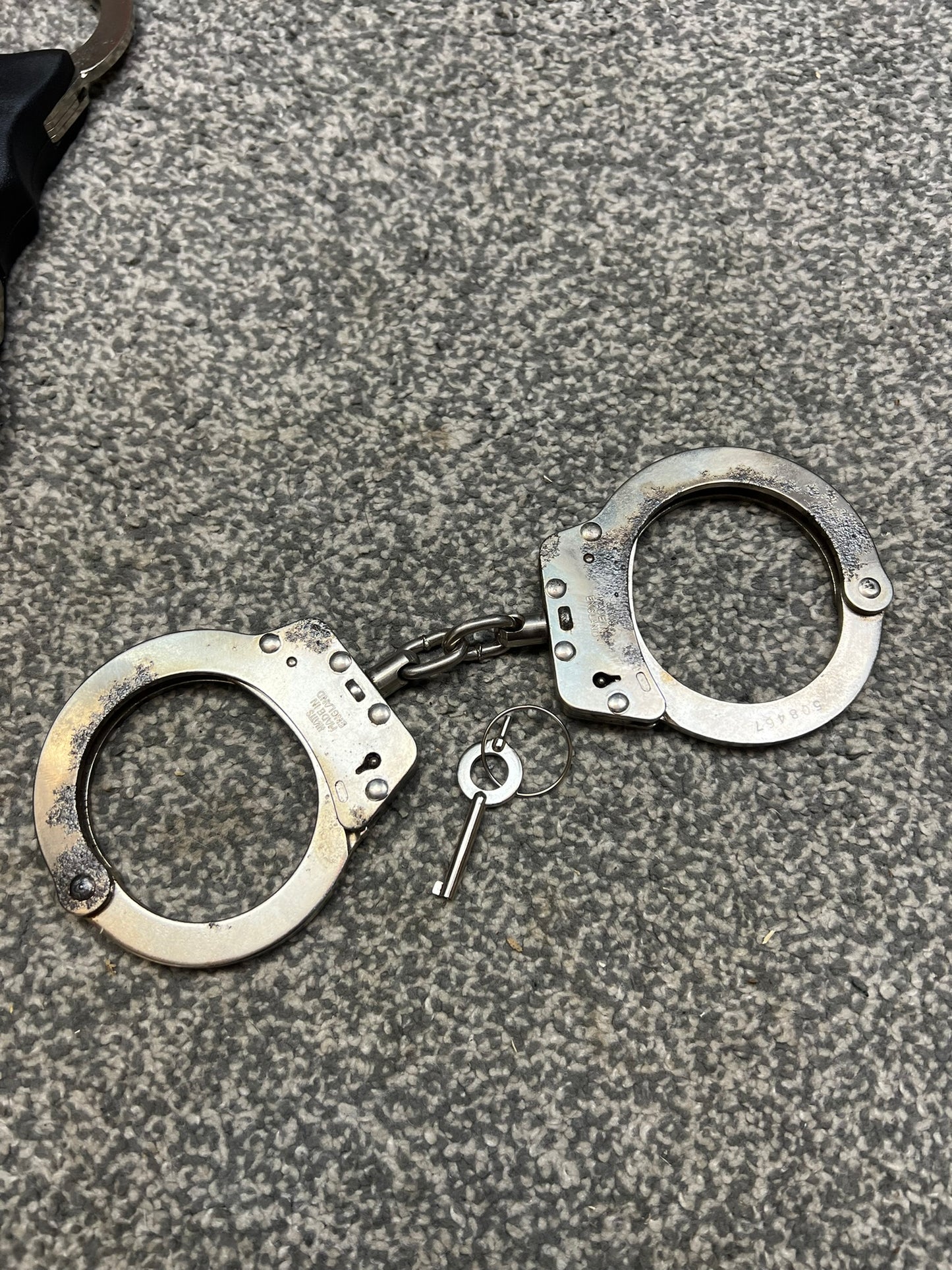 Ex Police Hiatt Chain Link Handcuffs G2