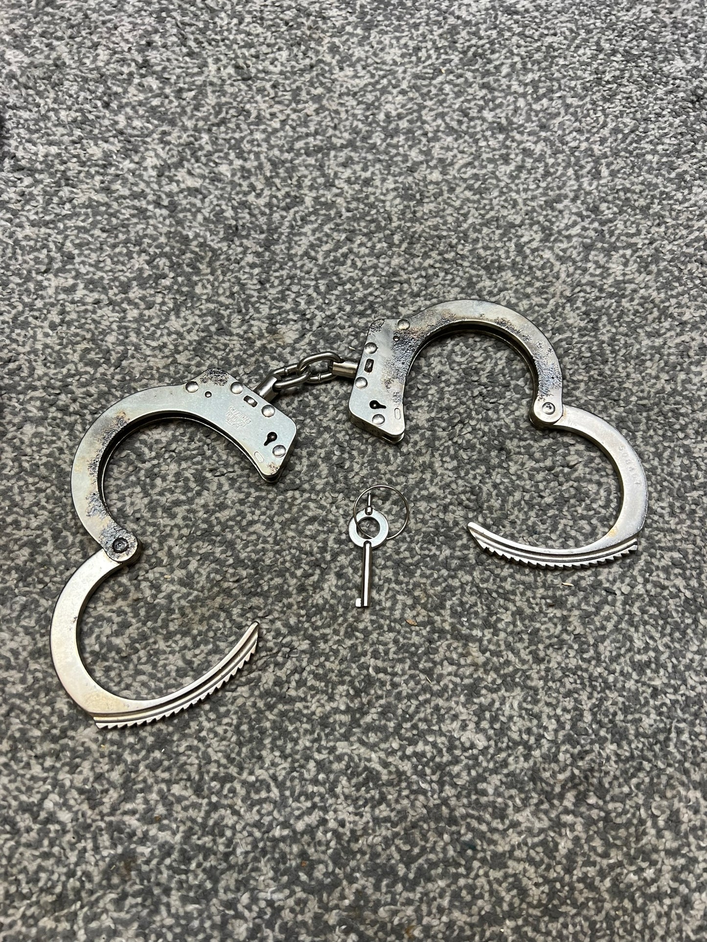 Ex Police Hiatt Chain Link Handcuffs G2