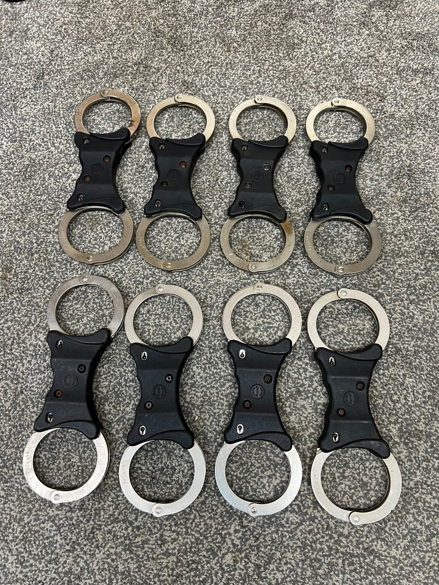 Police Hiatt Handcuffs Genuine Cuffs With Key Security Collectible Memorabilia Restraint