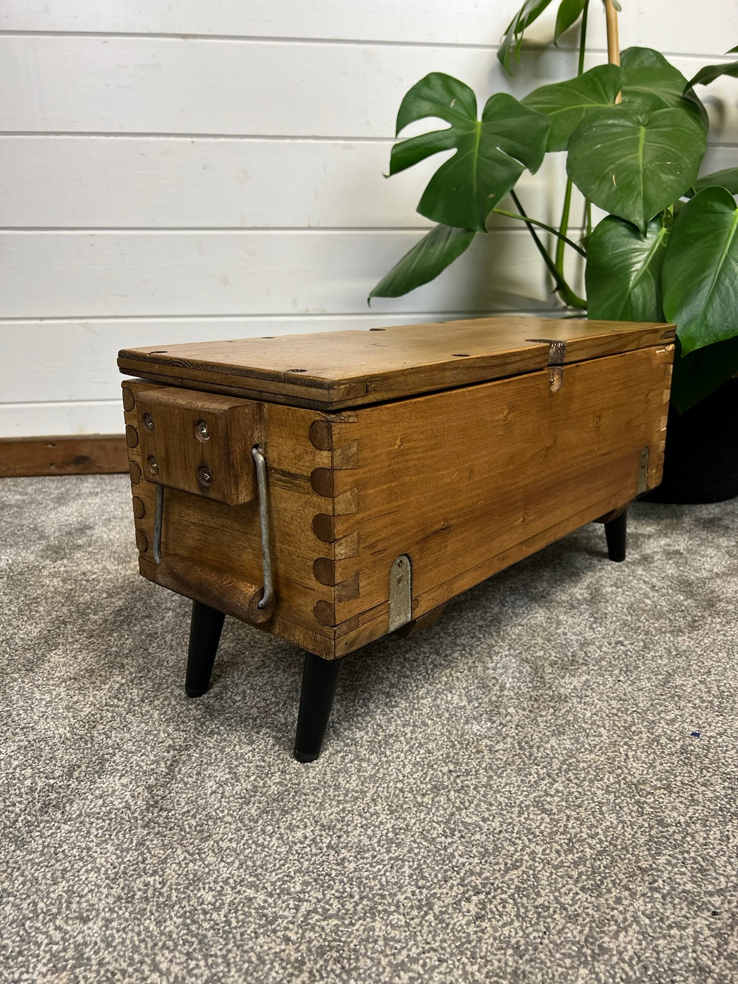 Vintage Rustic Wooden Box Side Table Storage Reclaimed Chest Cottage Farmhouse Coffee Table