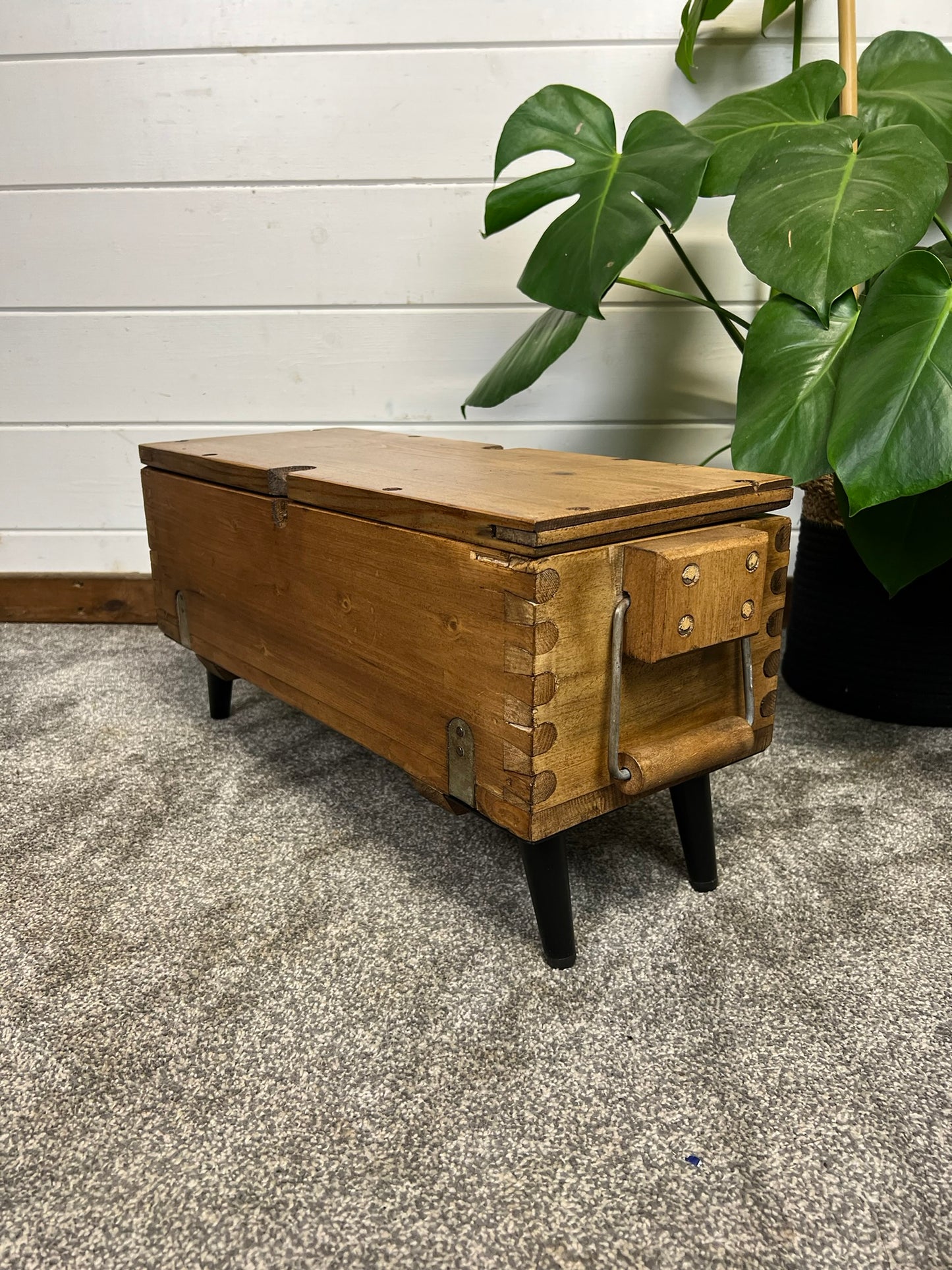 Vintage Rustic Wooden Box Side Table Storage Reclaimed Chest Cottage Farmhouse Coffee Table