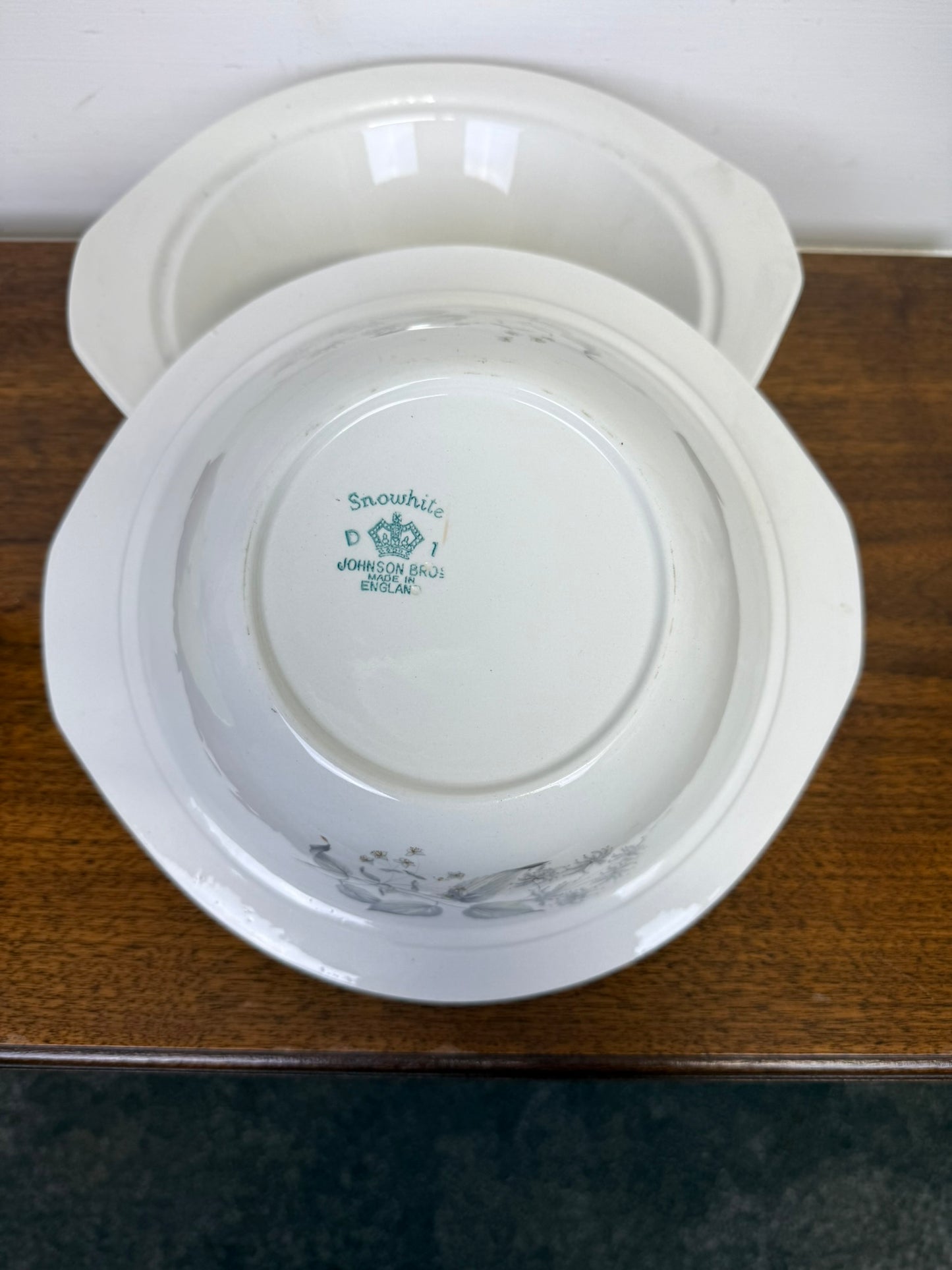 2x Vintage Johnson Bros Snowhite Vegetable Serving Bowl With Lid Serving Dish