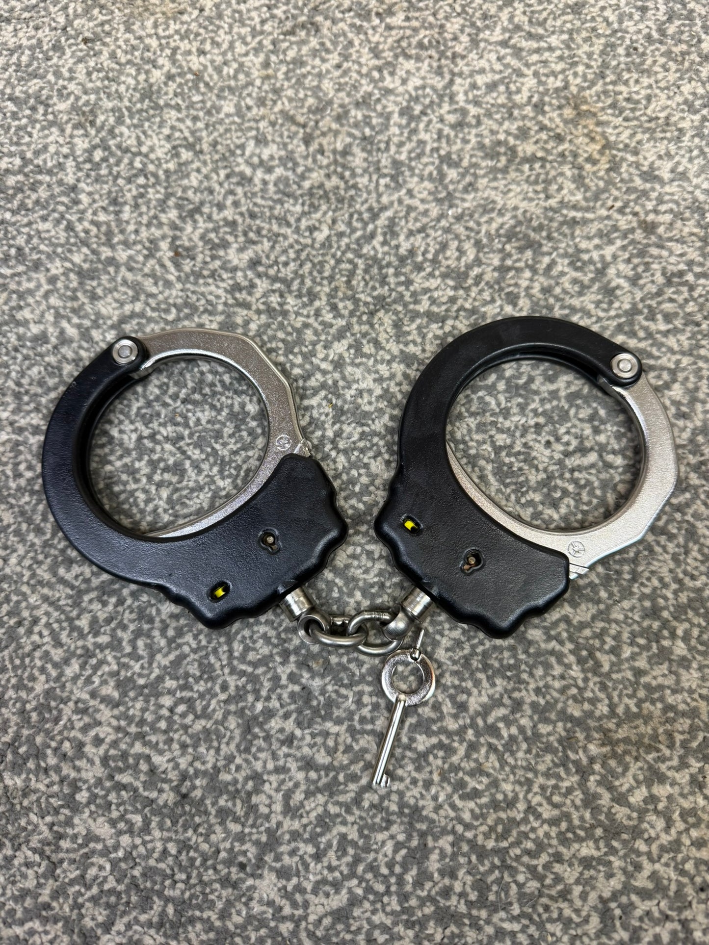 ASP Model 100 Chain Handcuffs Ex Police Cuffs - Working With Key