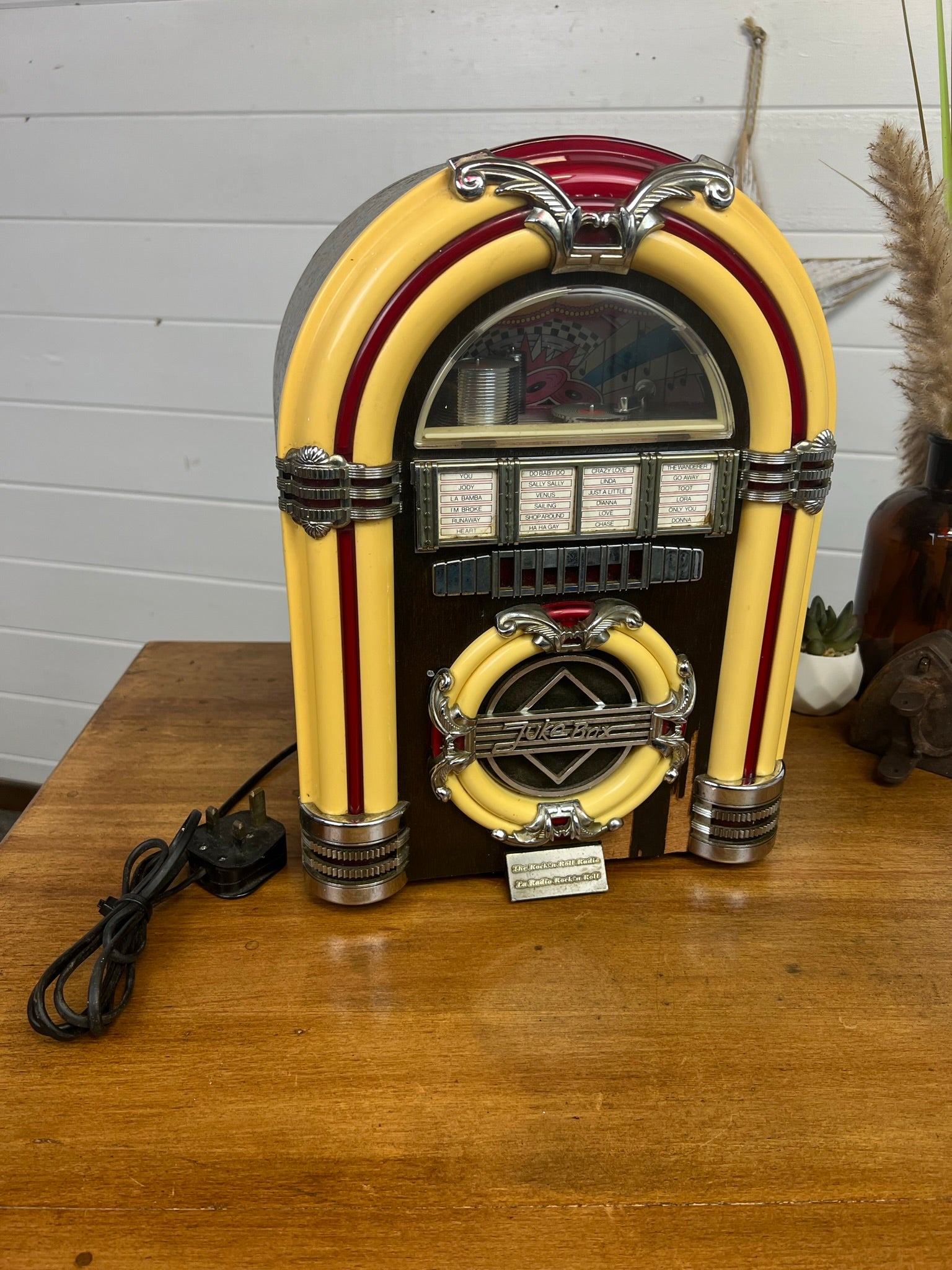 Jukebox radio deals