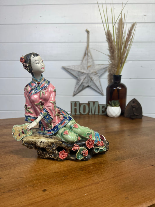 Chinese Shiwan Wucai Porcelain Pottery Ceramic Lady Flower Figurine Statue