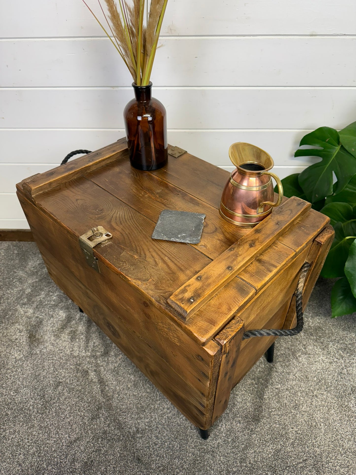 Vintage Rustic Wooden Chest Trunk Blanket Box Vintage Farmhouse Coffee Table Ottoman Ammo Box Side Table.