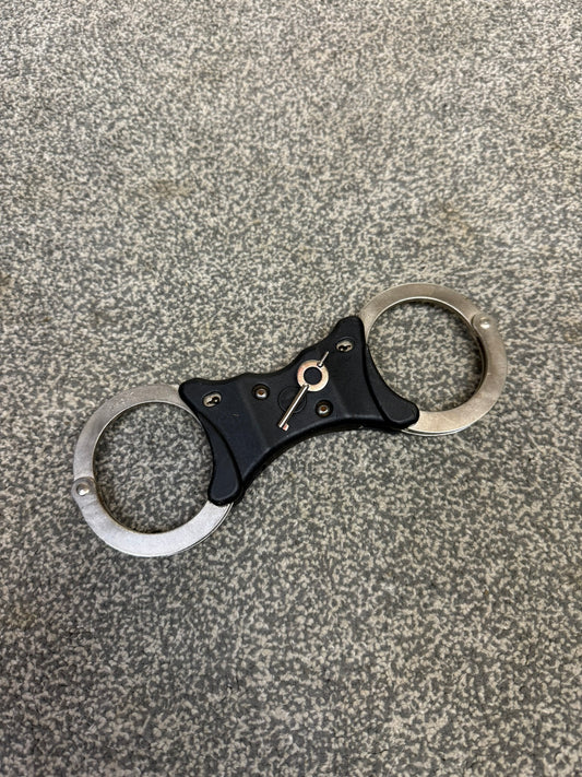 Ex Police Hiatt Rigid Handcuffs With Serial Security Cuffs Displays Collectible